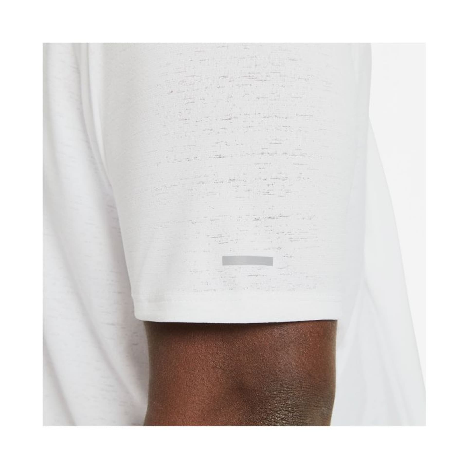 

Koszulka do biegania Nike Dri-FIT Miler M CU5992 (kolor Biały, rozmiar L)