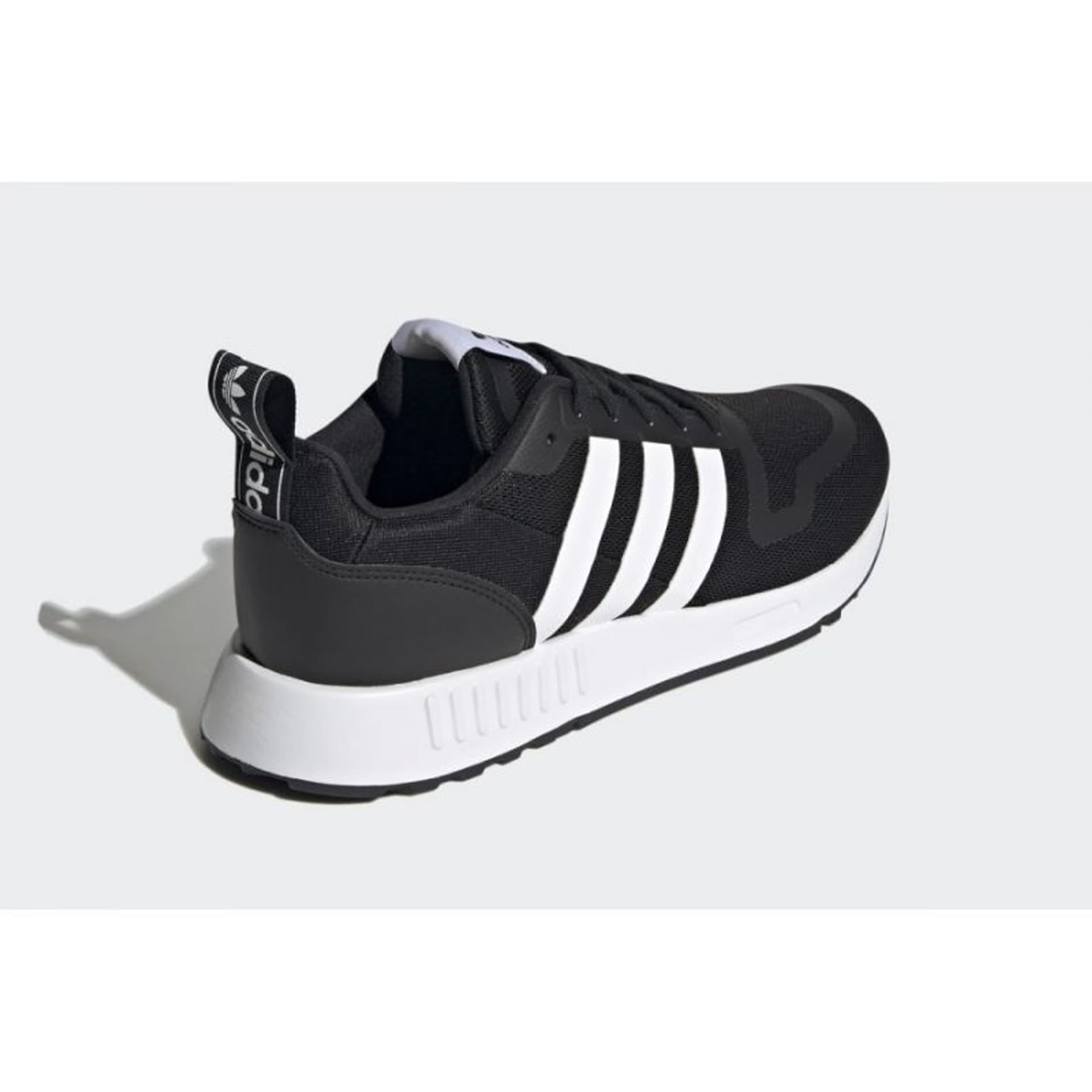 

Buty adidas Multix M FX5119 (kolor Czarny, rozmiar 39 1/3)