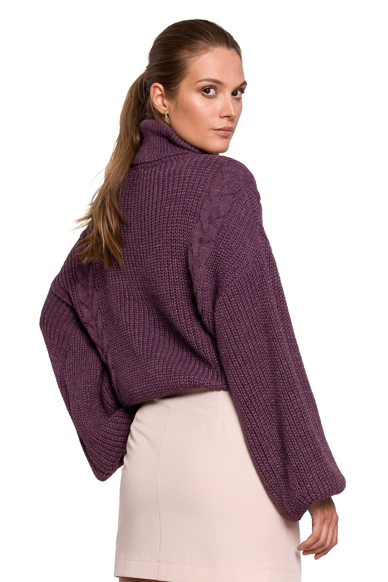 

K124 Krótki sweter z golfem - fioletowy (kolor fiolet, rozmiar S/M)