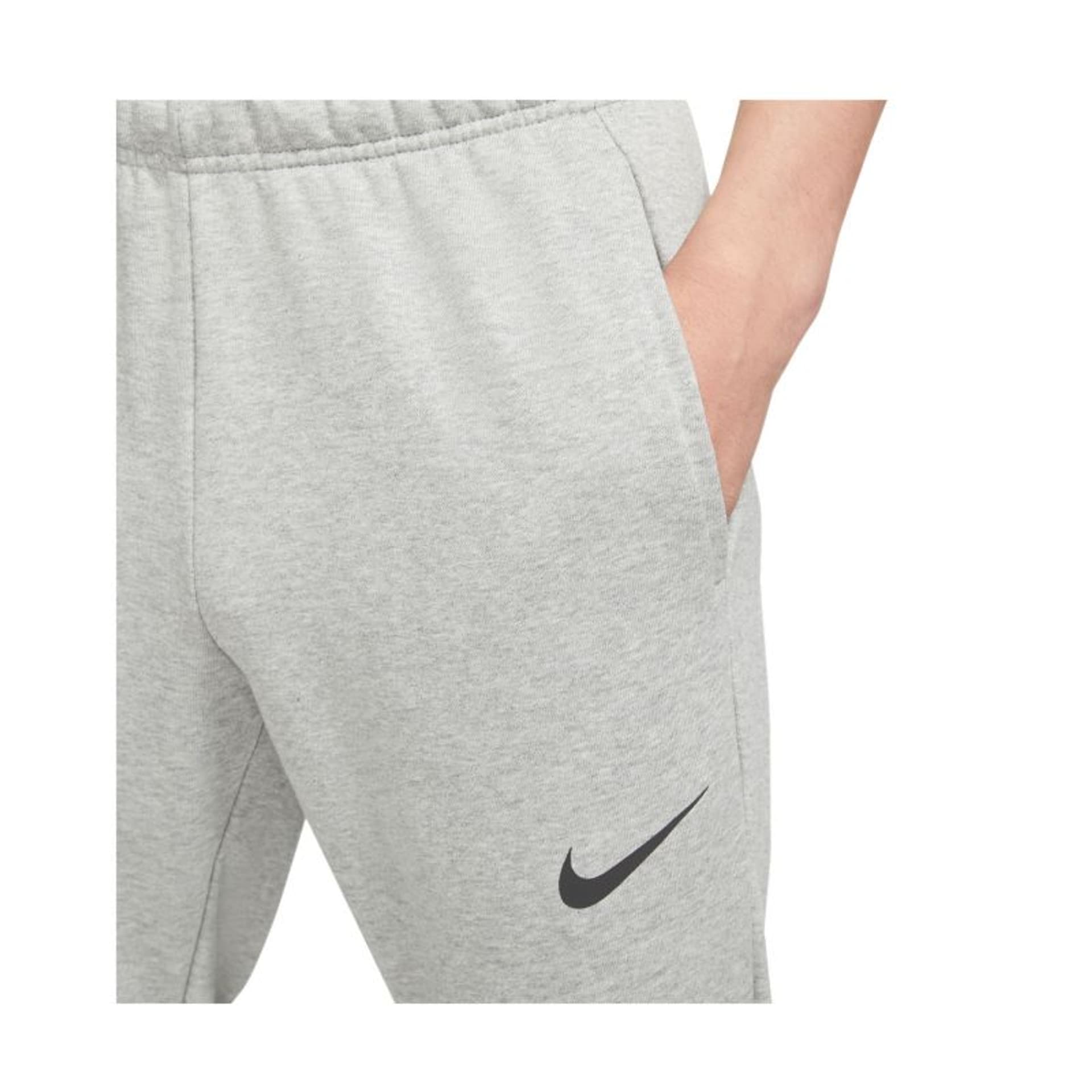 

Spodnie Nike Dri-Fit Trapered M CZ6379 (kolor Szary/Srebrny, rozmiar XL)
