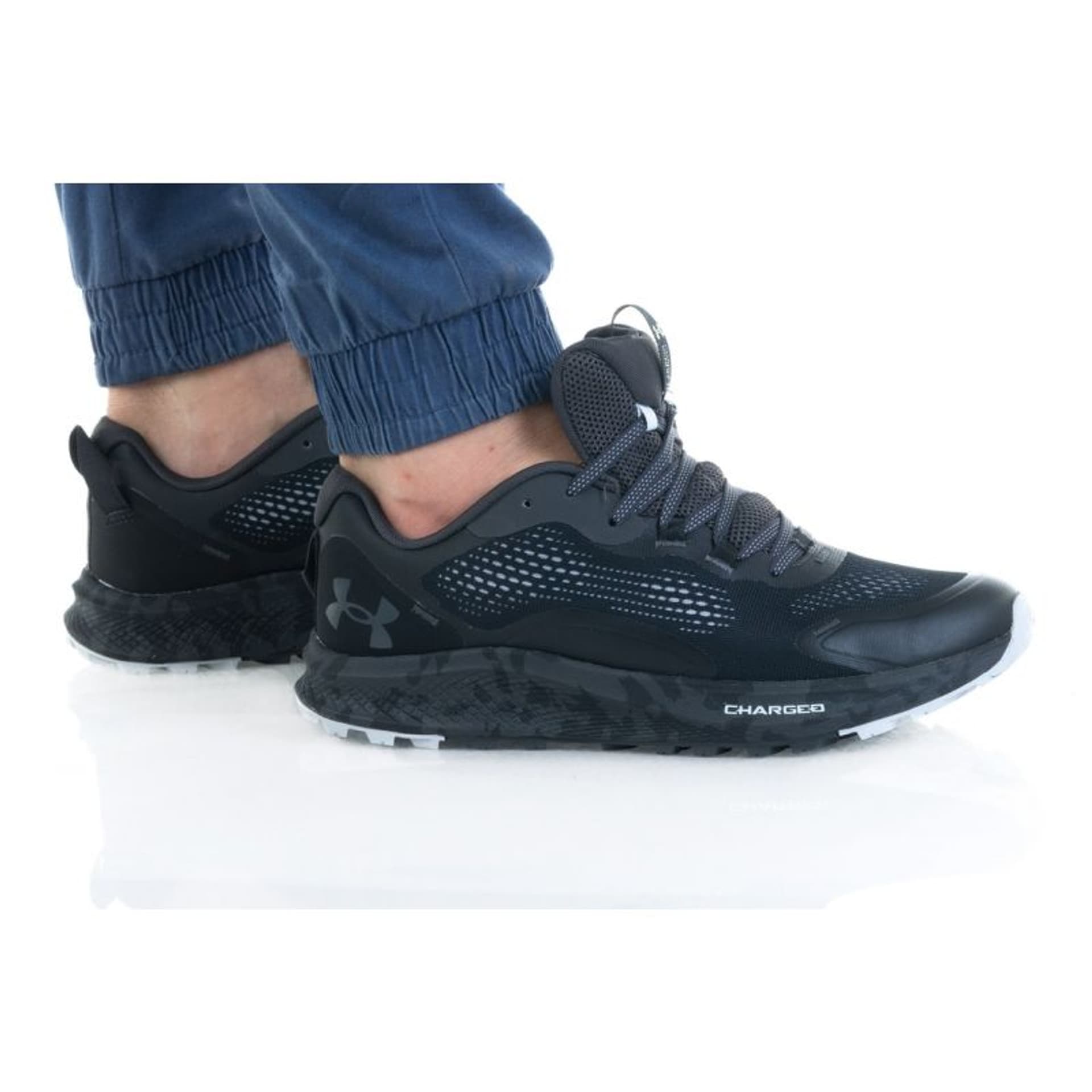

Buty Under Armour Charged Bandit TR 2 M 3024186 (kolor Czarny, rozmiar 44.5)