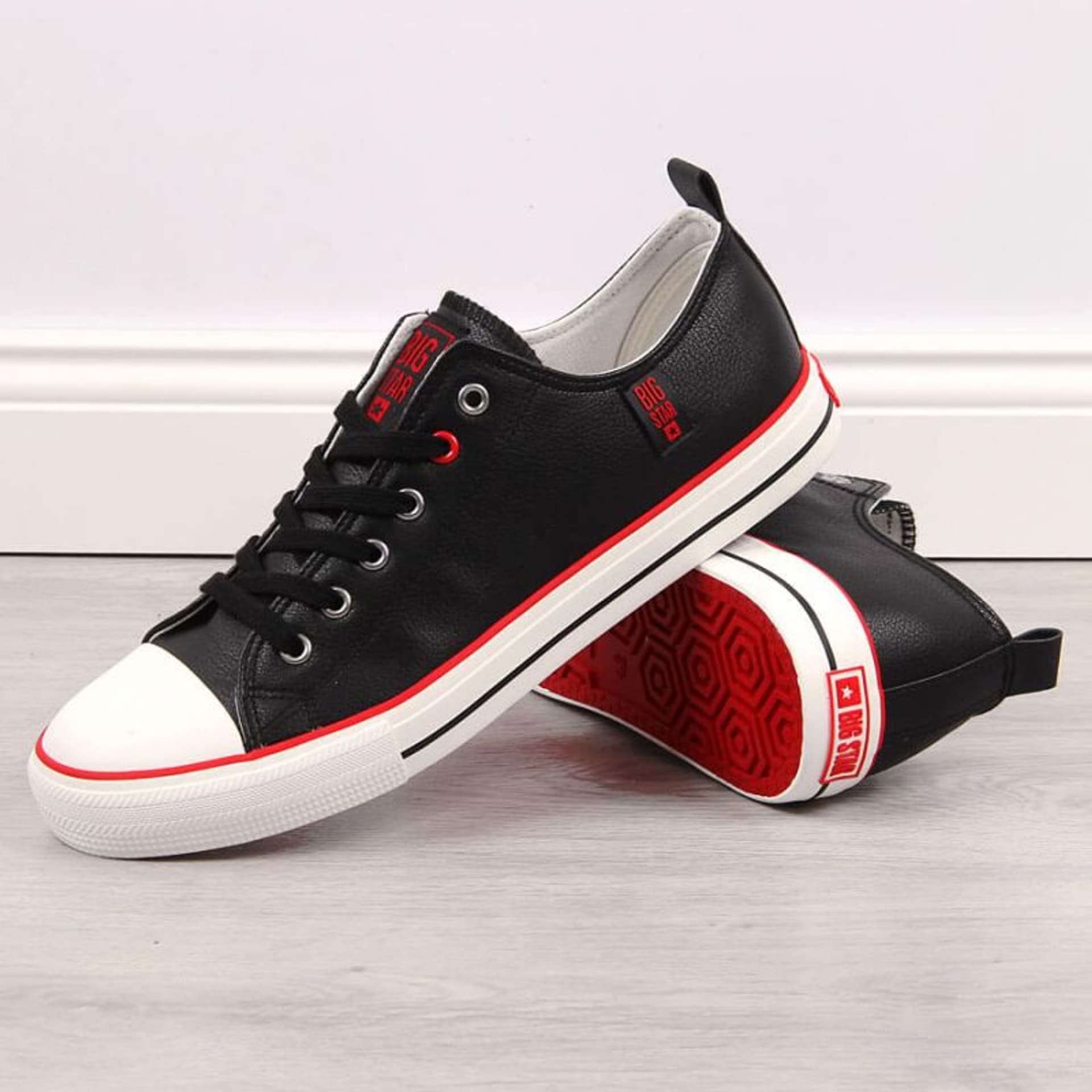 

Trampki niskie Big Star M JJ174068 (kolor Czarny, rozmiar 41)
