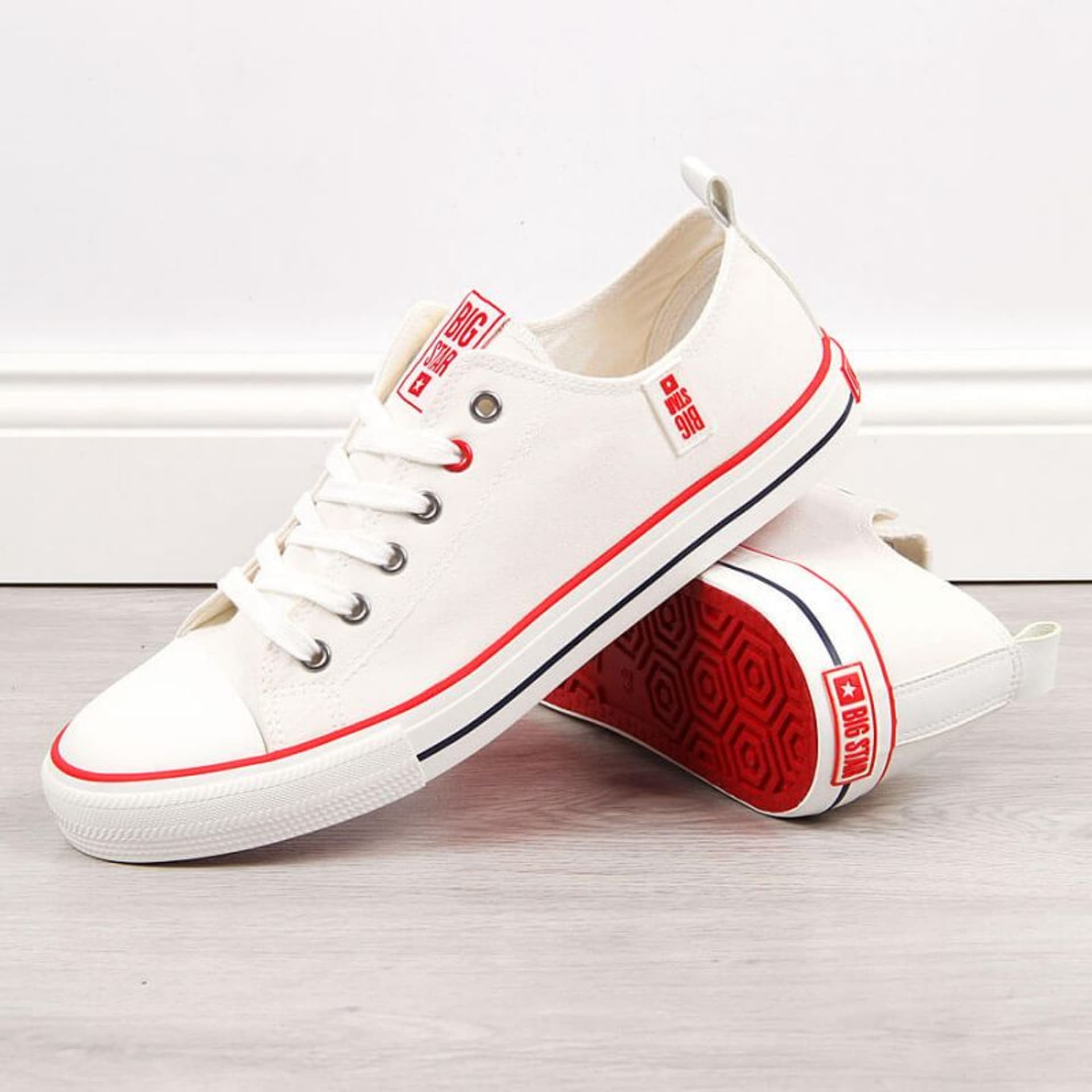 

Trampki niskie Big Star M J174062 (kolor Biały, rozmiar 45)