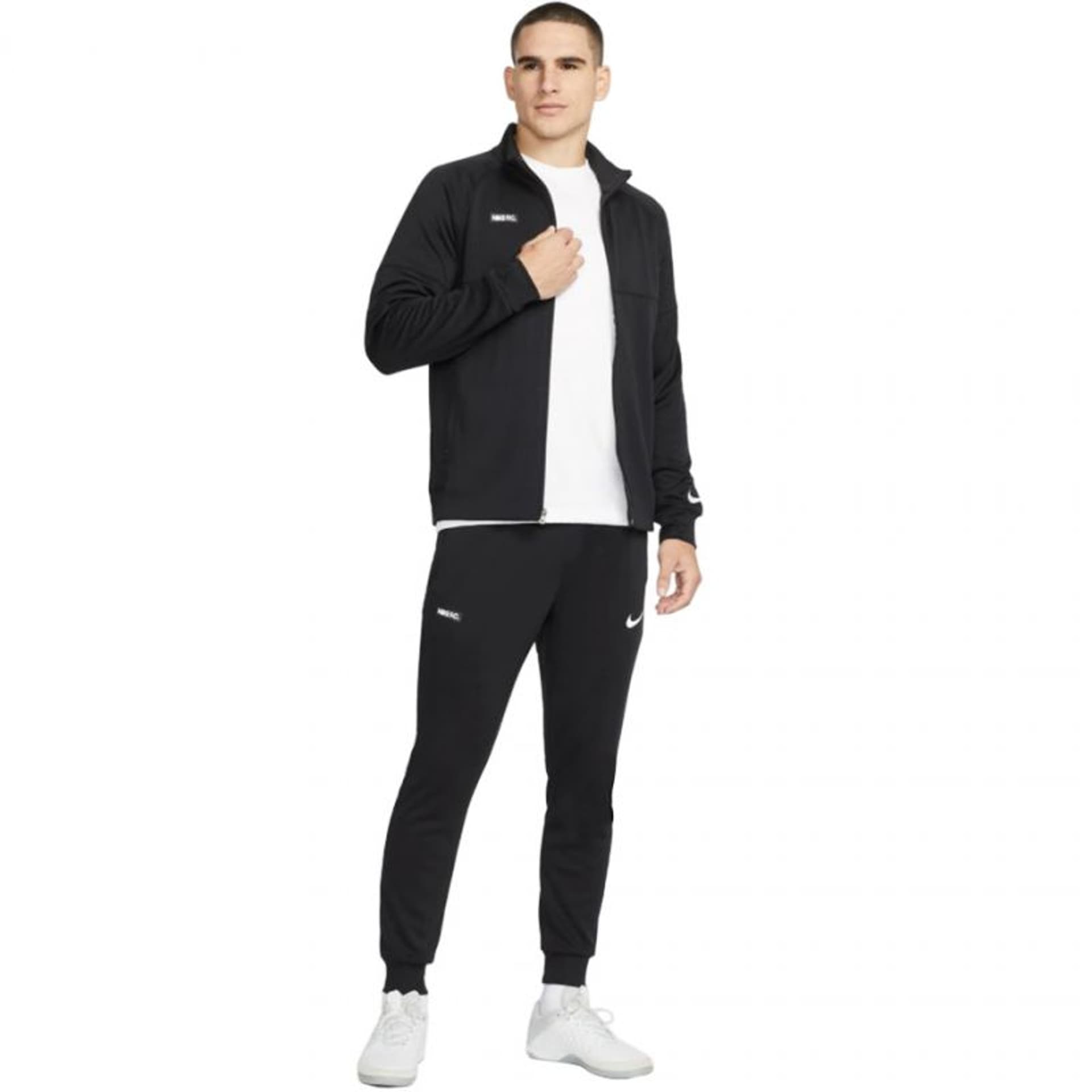 

Dres Nike DF FC Football Tracksuit M DC9065 (kolor Czarny, rozmiar XL)