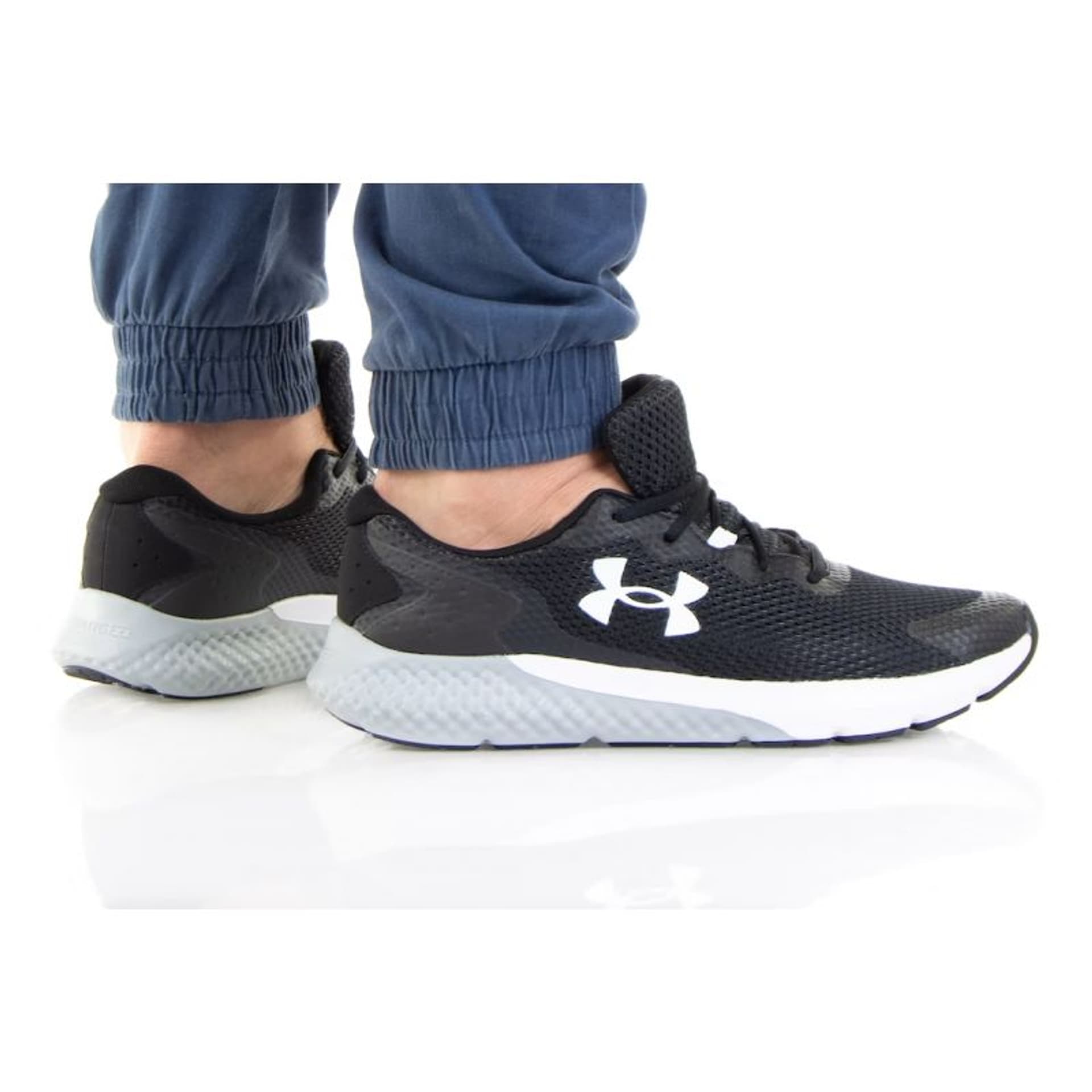 

Buty Under Armour Charged Rouge 3 M 3024877 (kolor Czarny, rozmiar 45)