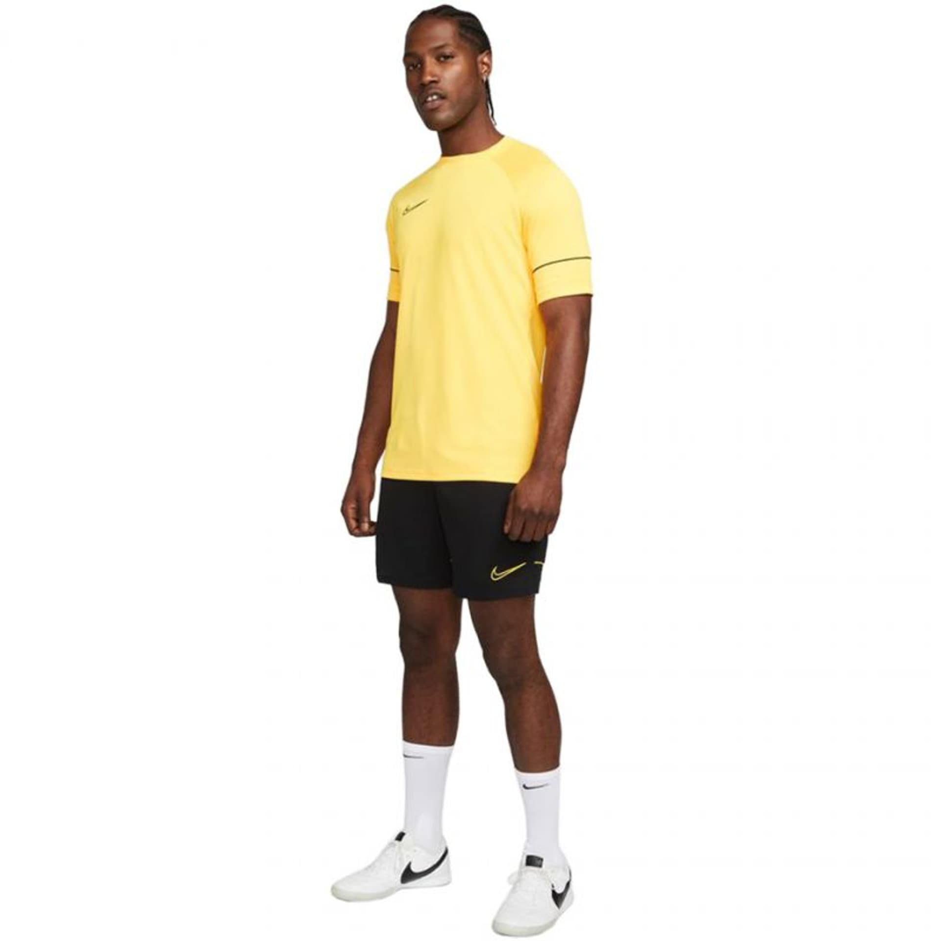 

Spodenki Nike Academy 21 Short K M CW6107 (kolor Czarny. Żółty, rozmiar XL)