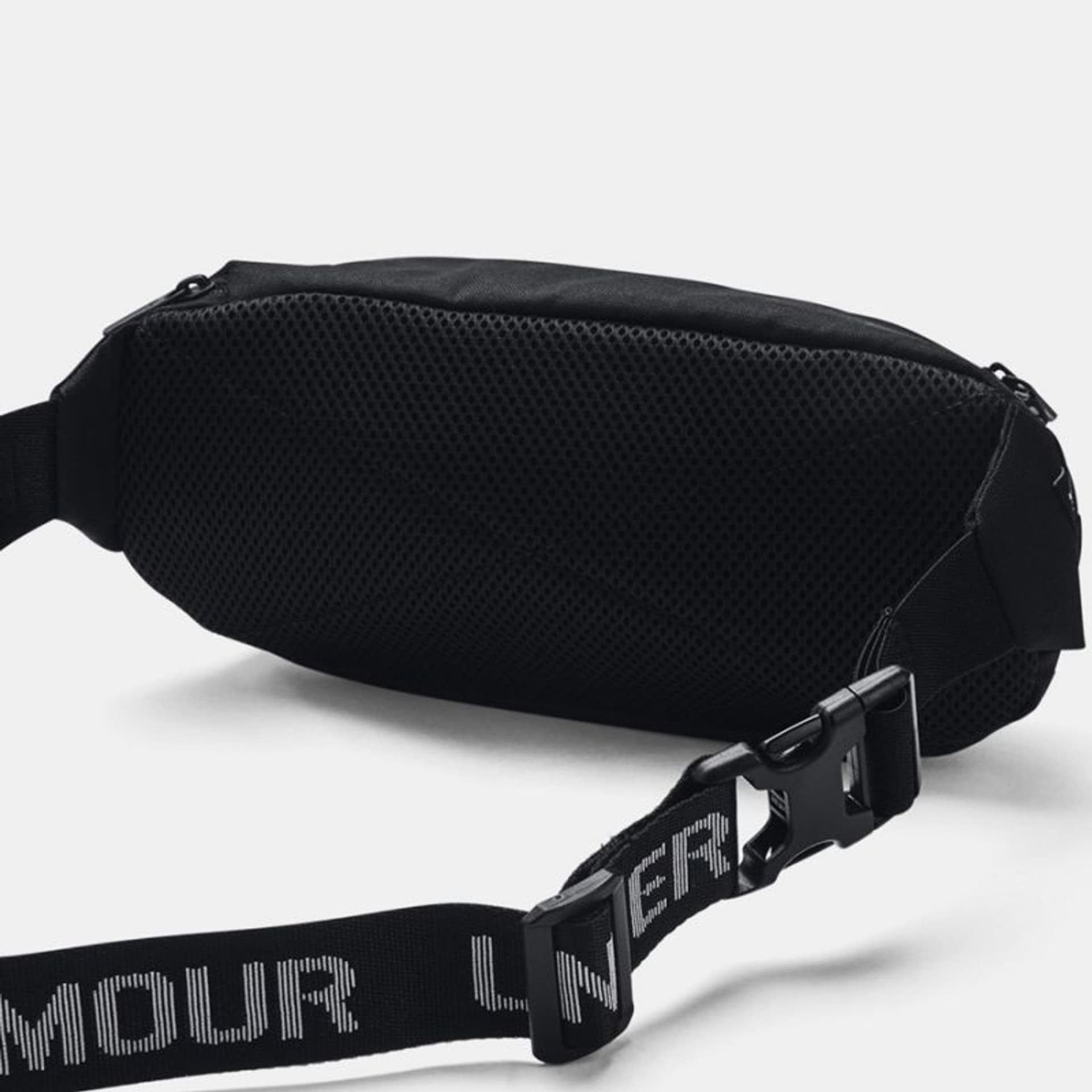 

Saszetka, nerka Under Armour Flex Waist Bag 1364190 (kolor Czarny)