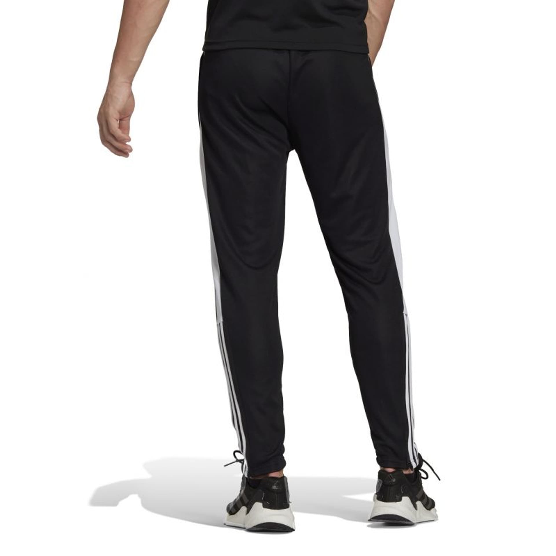 

Spodnie adidas Tiro Essentials M (kolor Czarny, rozmiar XXL (193cm))