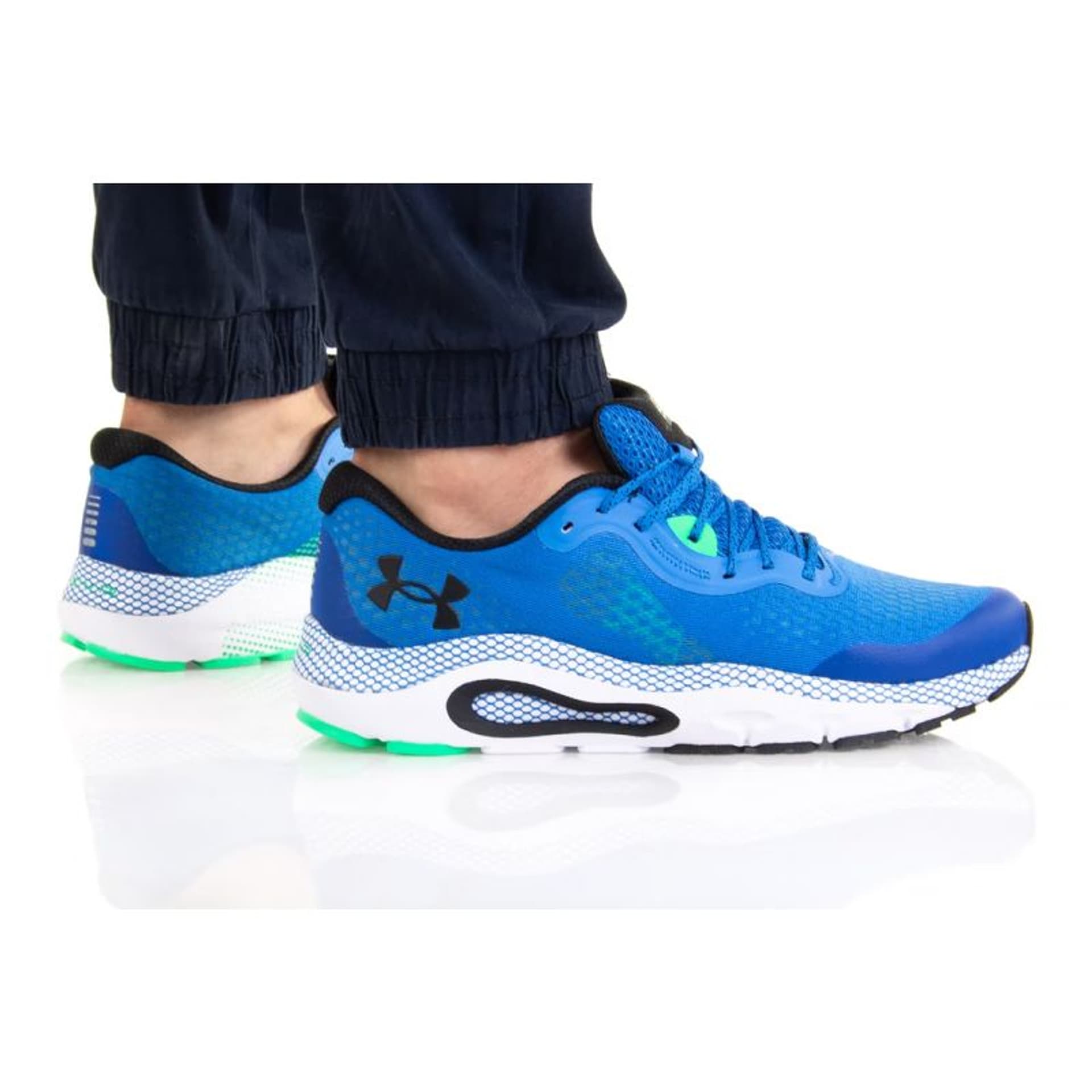 

Buty Under Armour Hovr Guardian 3 M 3023542 (kolor Niebieski, rozmiar 43)