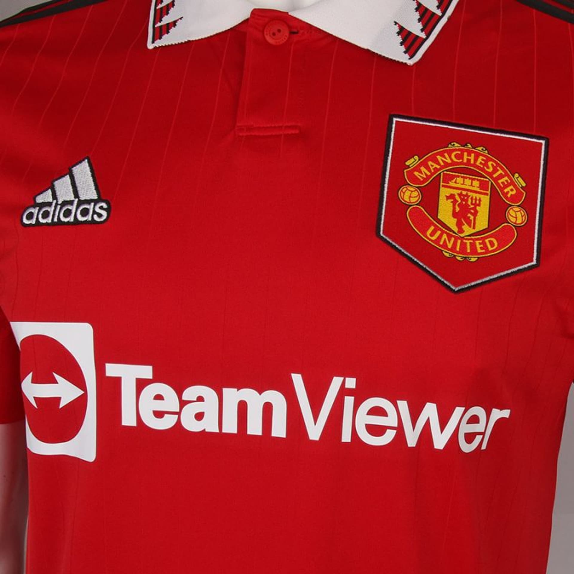 

Koszulka adidas Manchester United H Jsy M (kolor Czerwony, rozmiar M)