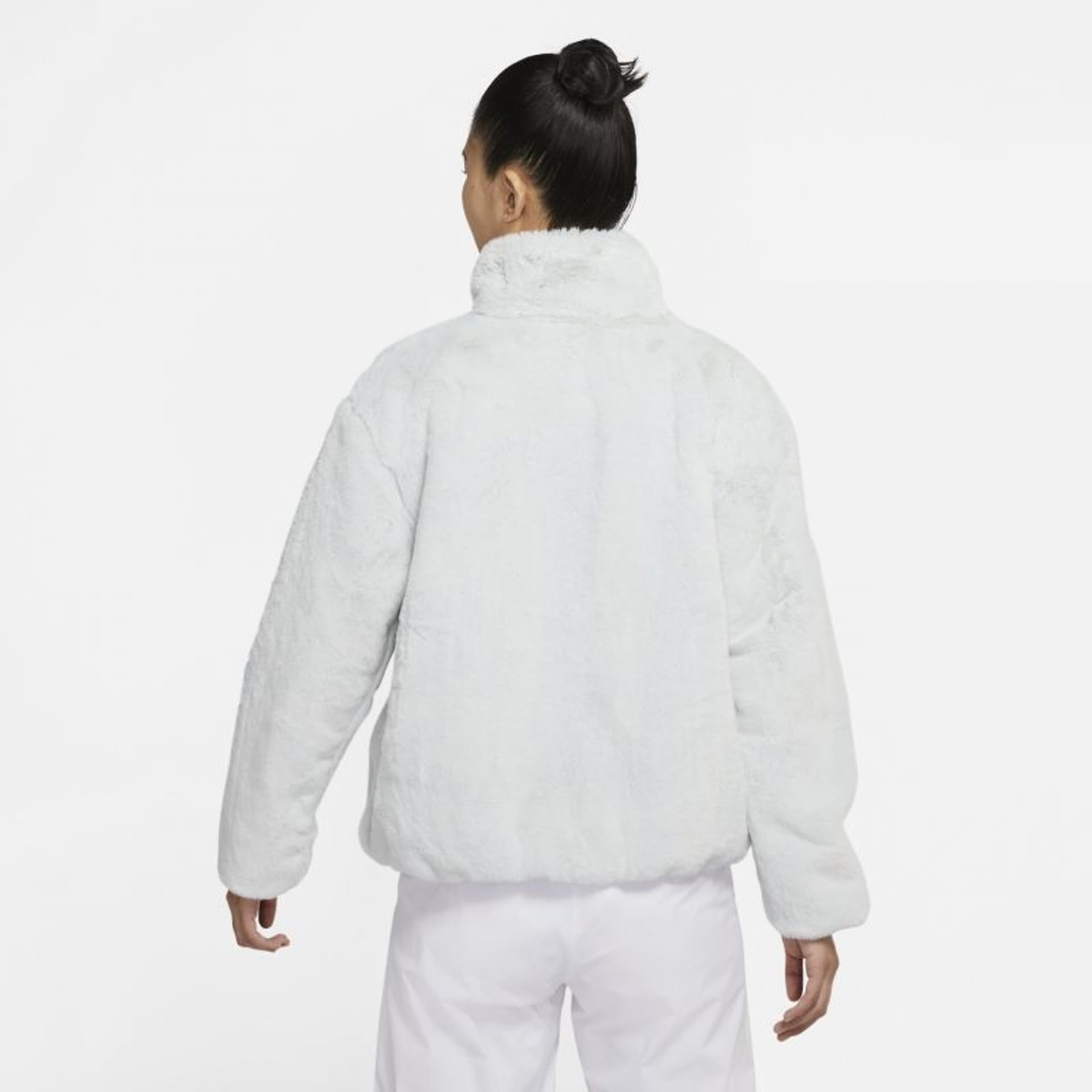 

Kurtka Nike Sportswear W DO3791 (kolor Szary/Srebrny, rozmiar M)