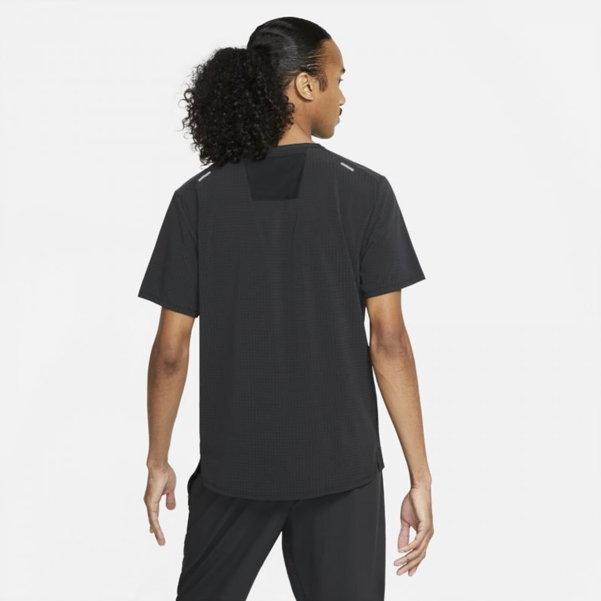 

Koszulka Nike Dri-FIT Rise 365 M CZ9050 (kolor Czarny, rozmiar 2XL)