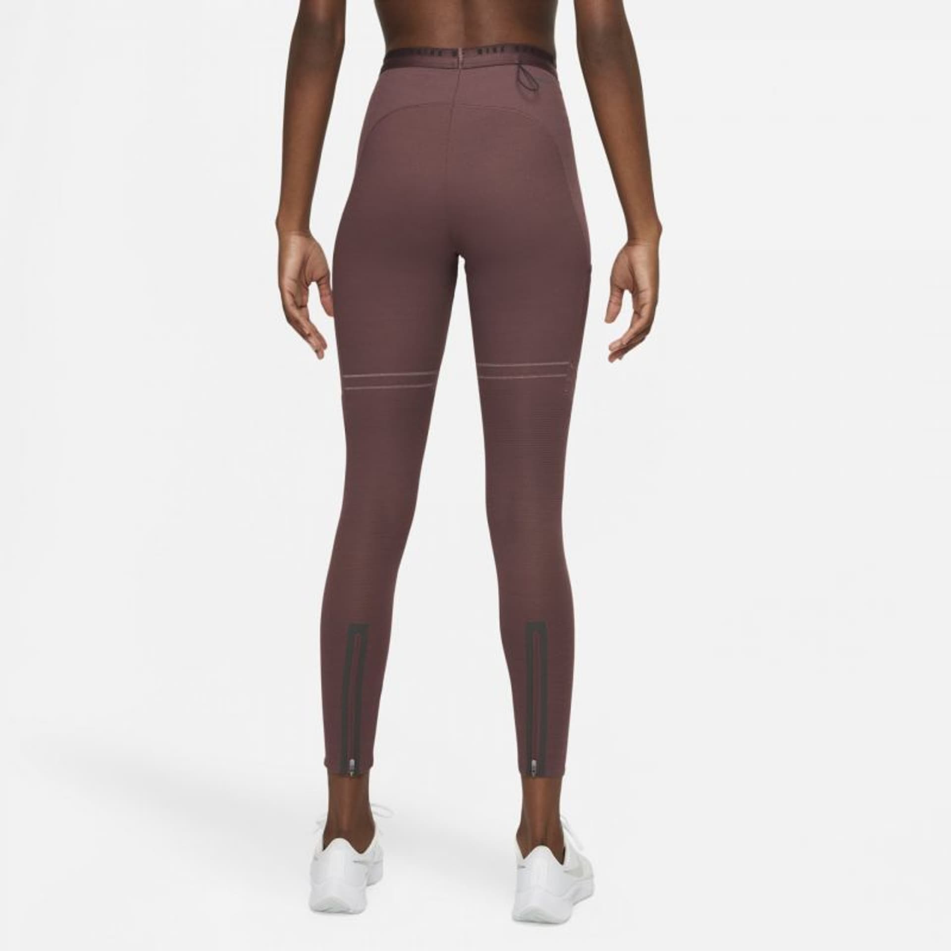 

Spodnie Nike Dri-FIT ADV Run Division Epic Luxe W DD5211 (kolor Czerwony, rozmiar M)