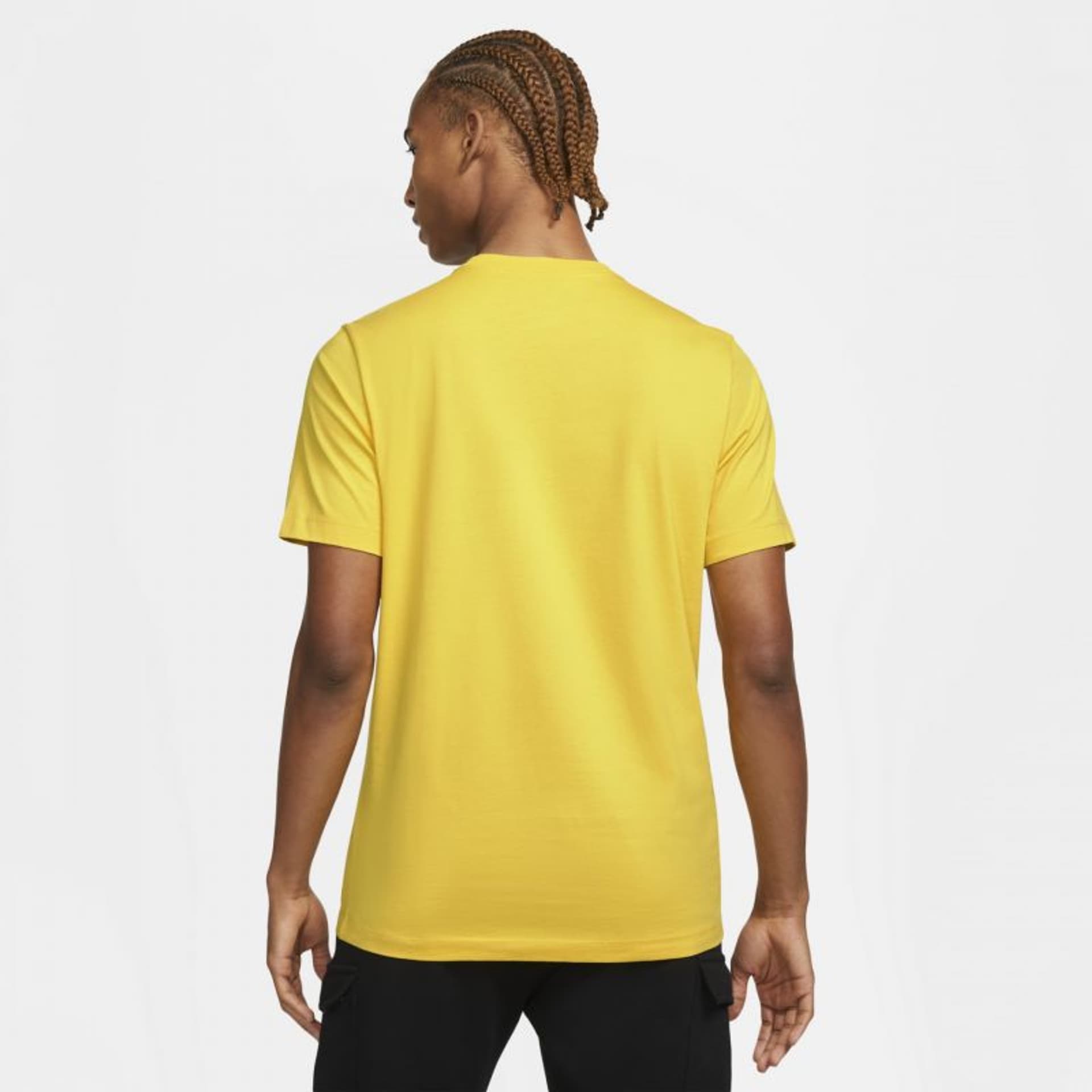 

Koszulka Nike Sportswear Club M AR4997 (kolor Żółty, rozmiar M)