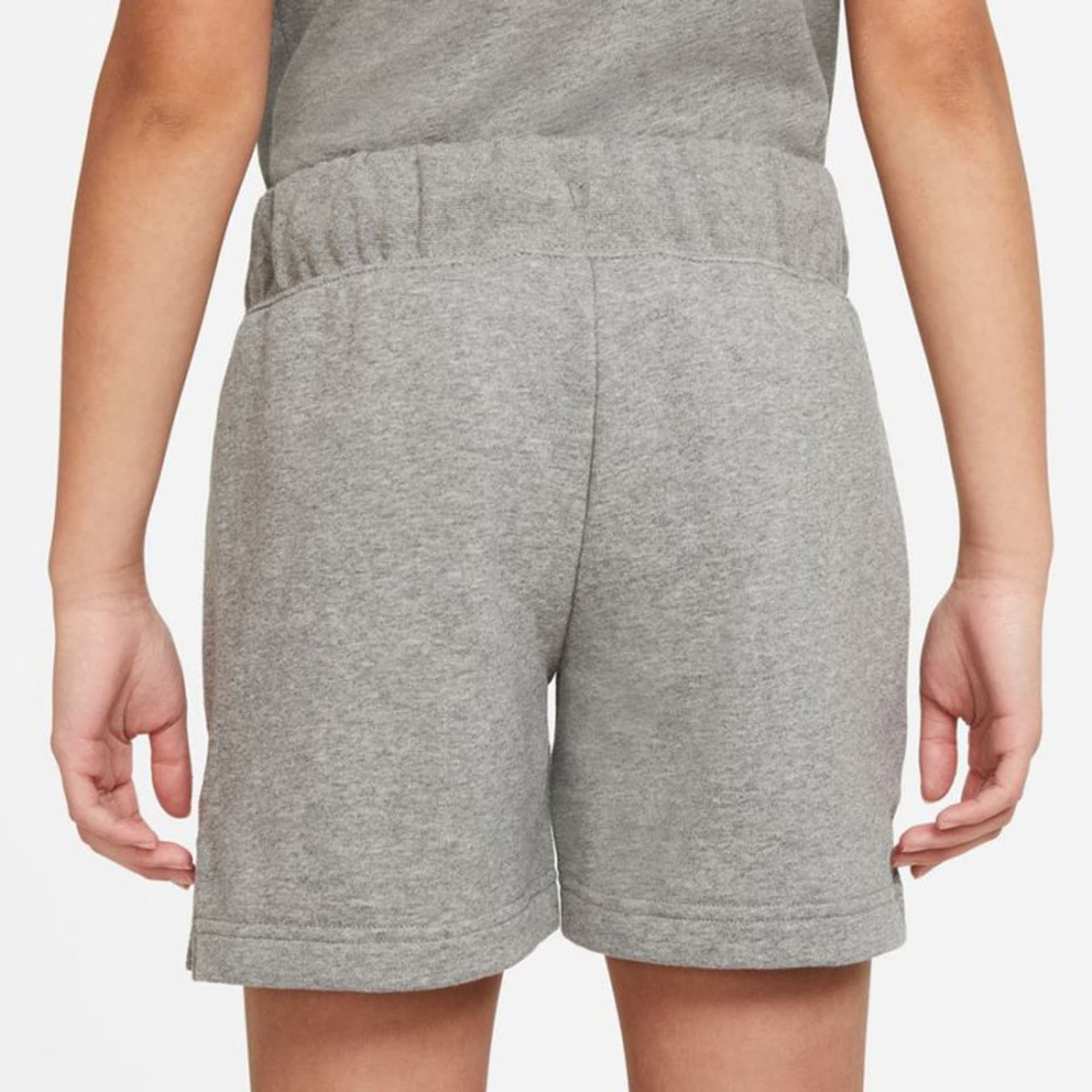 

Spodenki Nike Sportswear Club Y Jr DA1405 (kolor Szary/Srebrny, rozmiar L (147-158))