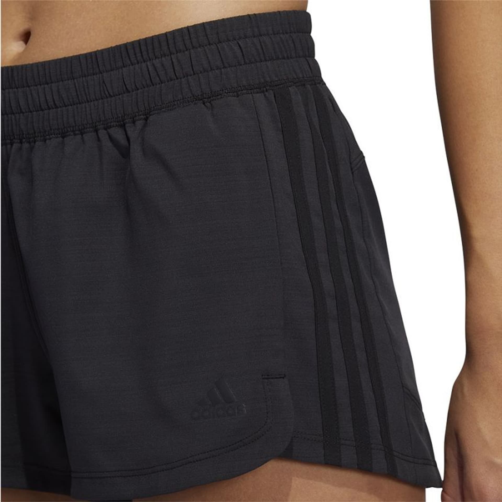 

Spodenki adidas Hthr Wvn Pacer W (kolor Czarny, rozmiar L)