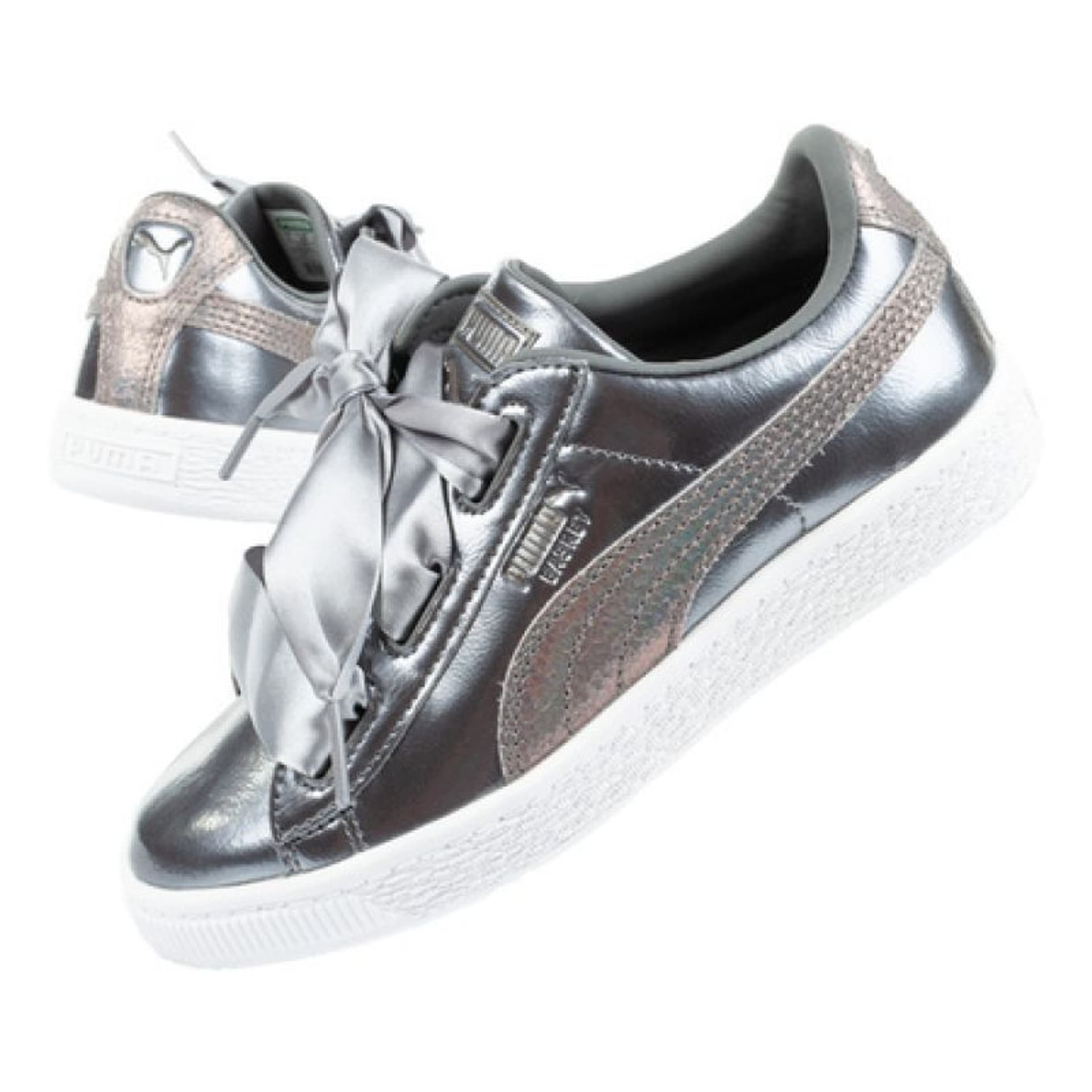 

Buty Puma Basket Heart Lunar Jr 365994 (kolor Szary/Srebrny, rozmiar 33)