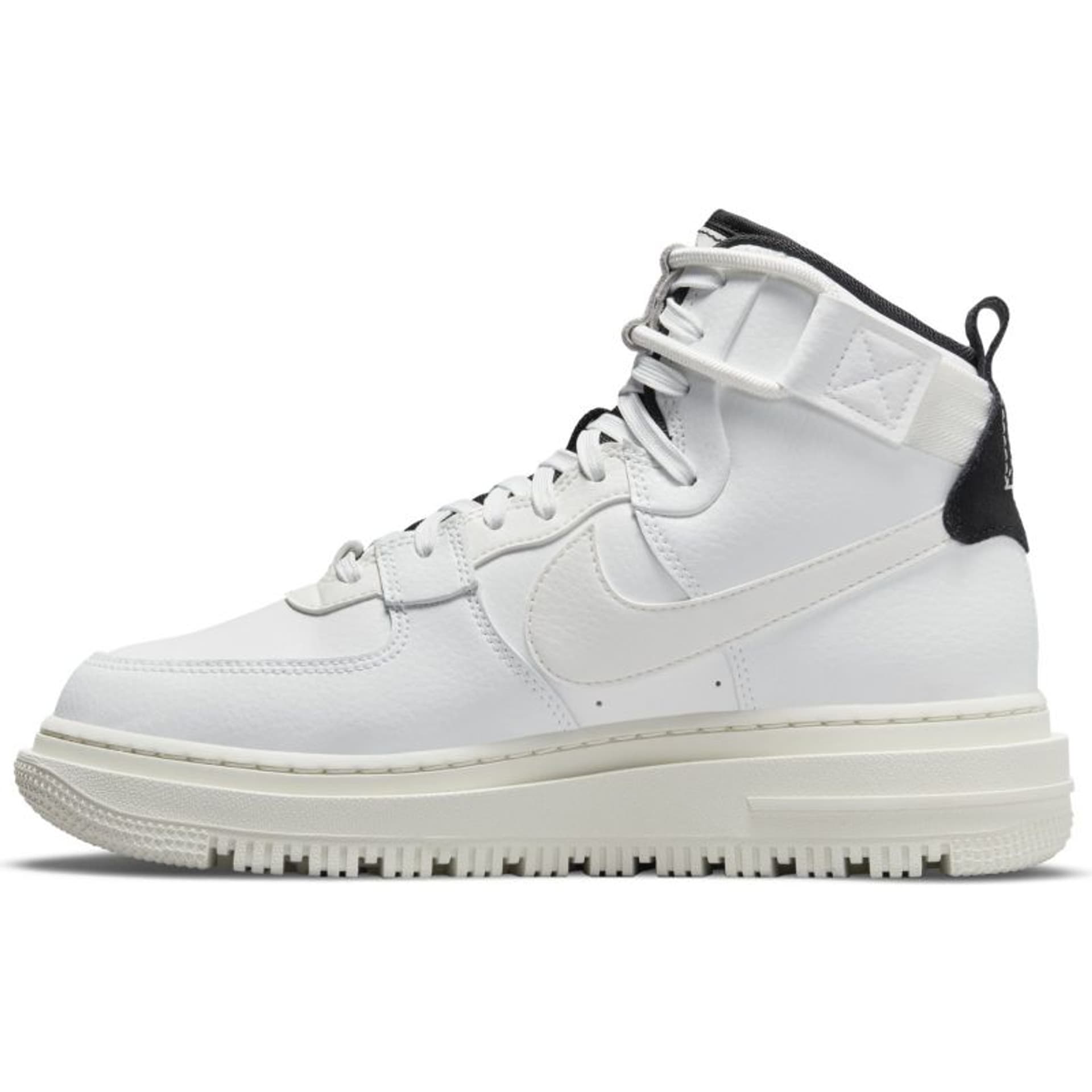 

Buty Nike Air Force 1 High Utility 2.0 W DC3584 (kolor Biały, rozmiar 38.5)