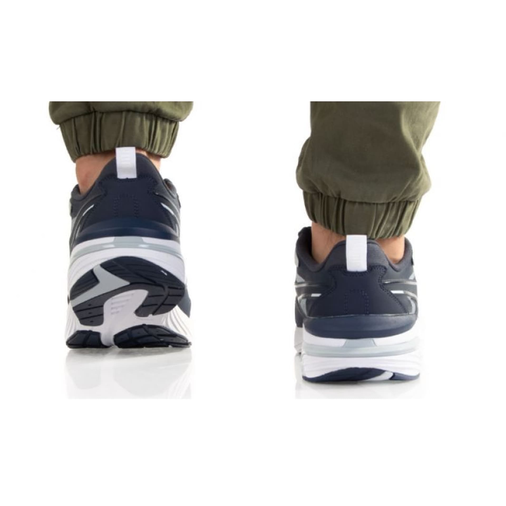 

Buty Puma Supertec M (kolor Granatowy, rozmiar 46)