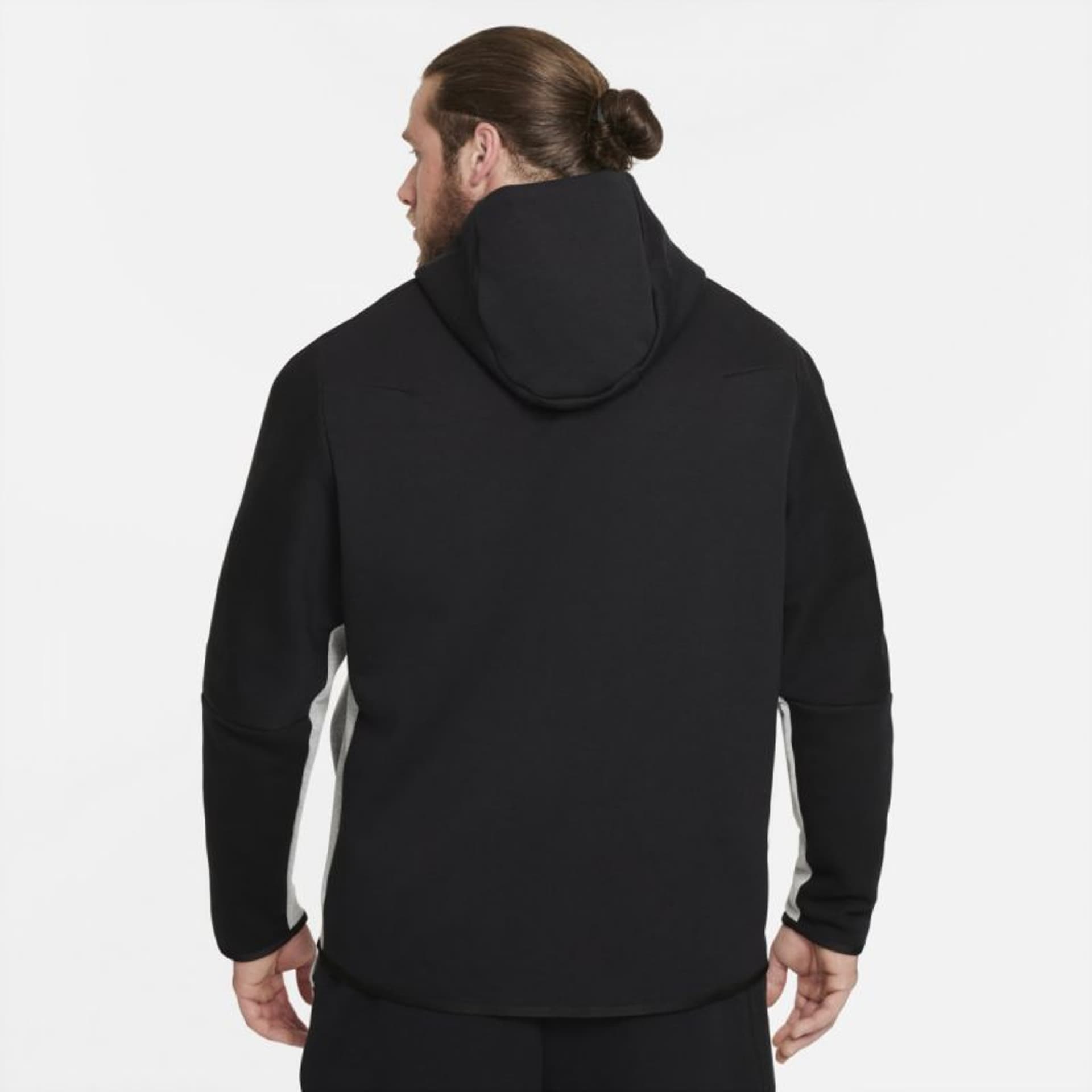 

Bluza Nike Sportswear Tech Fleece M CU4489 (kolor Czarny, rozmiar 2XL)