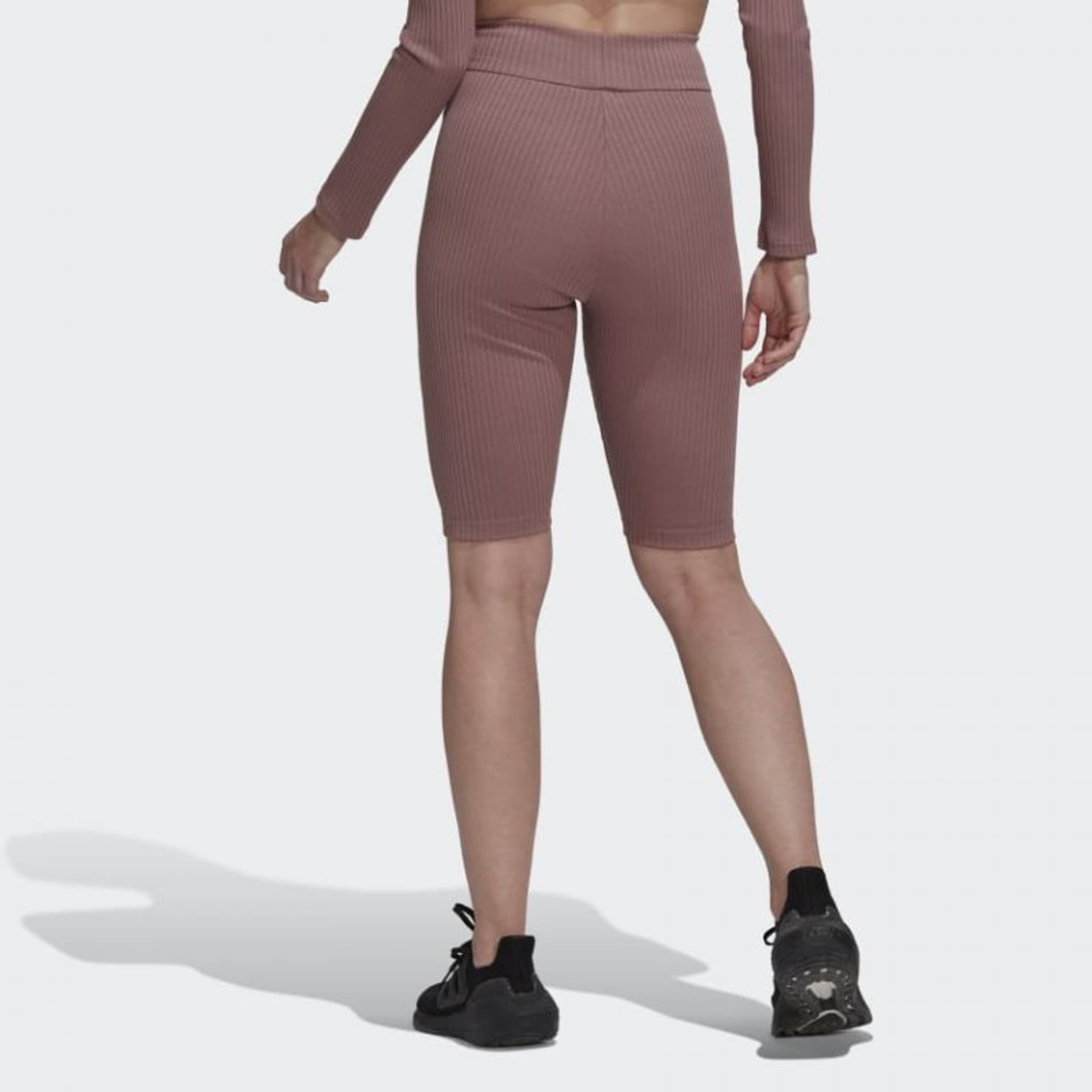 

Spodenki adidas Studio Lounge Ribbed Shorts Brudny W (kolor Różowy, rozmiar S)