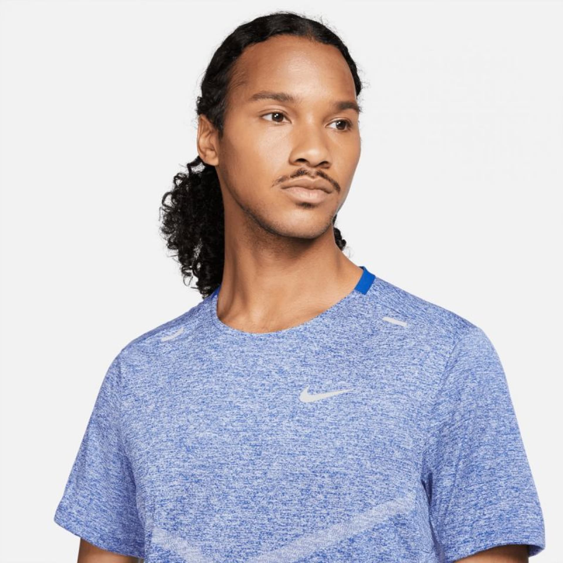 

Koszulka Nike Dri-FIT Rise 365 M CZ9184 (kolor Niebieski, rozmiar M)