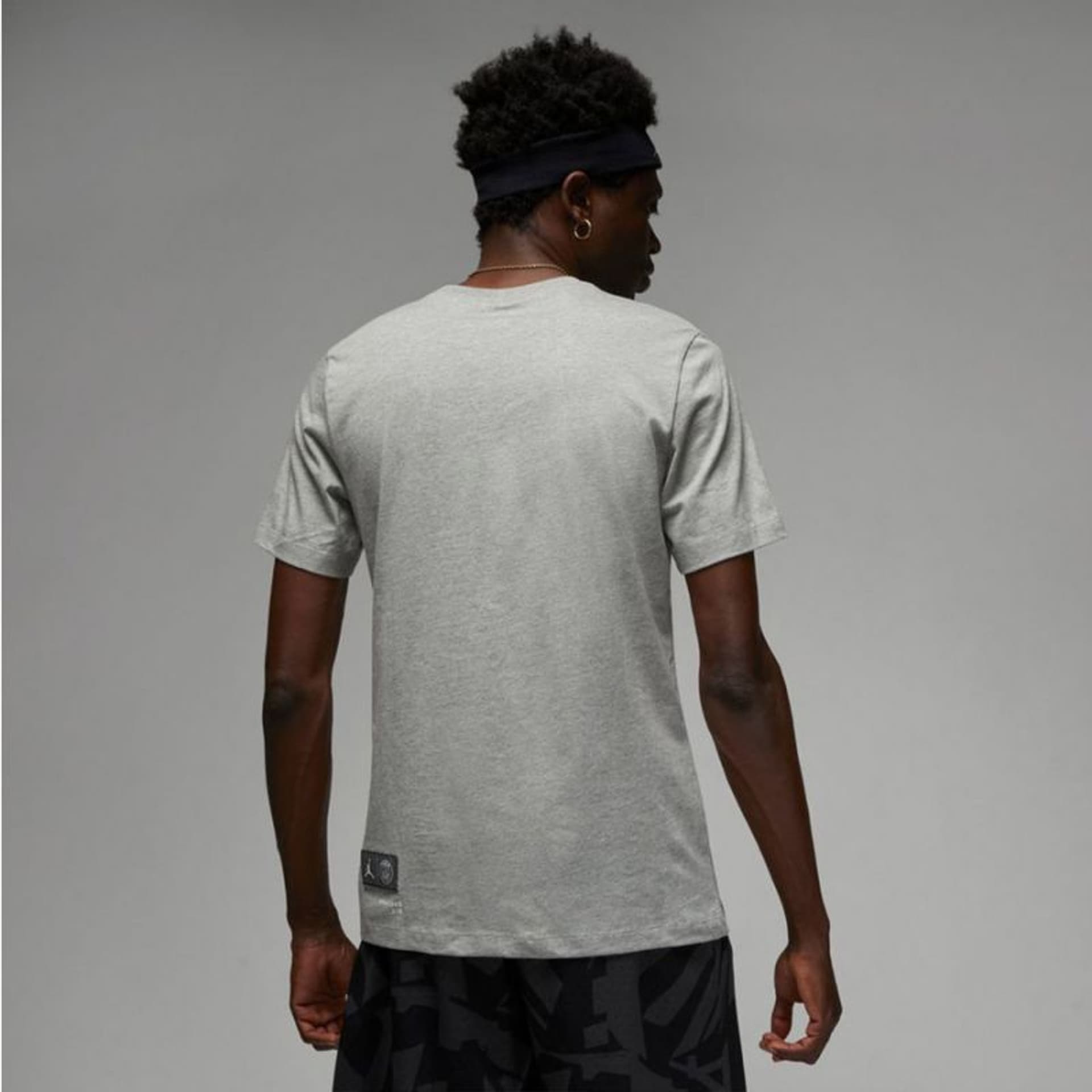 

Koszulka Nike PSG Jordan M DM3092 (kolor Szary/Srebrny, rozmiar M)