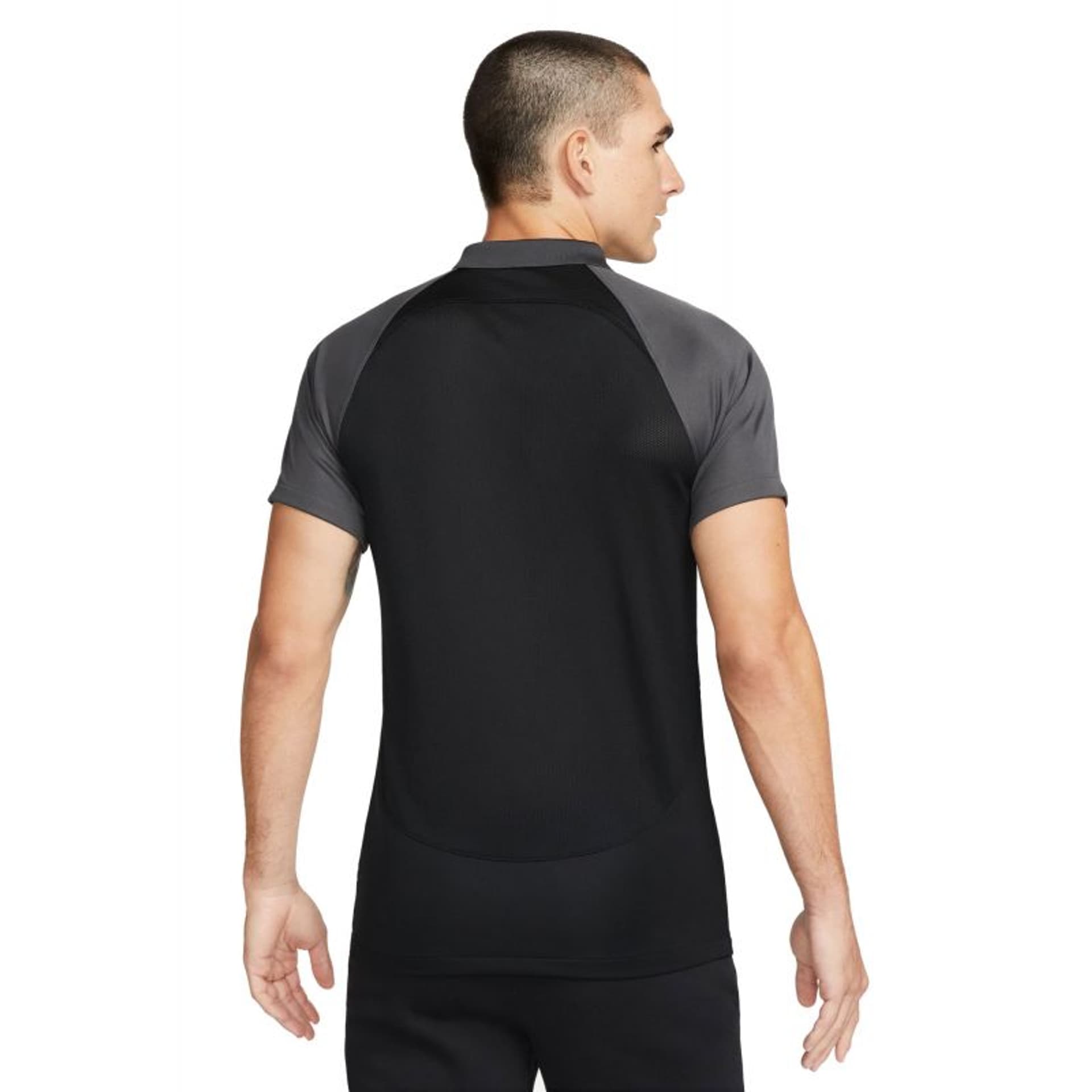 

Koszulka polo Nike Dri-FIT Academy Pro M DH9228 (kolor Czarny. Szary/Srebrny, rozmiar XL (188cm))