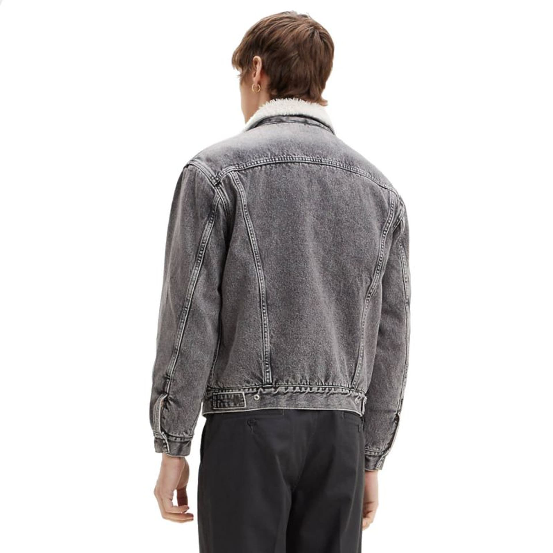 

Kurtka Levi's Vintage Fit Sherpa Trucker Jacket M (kolor Szary/Srebrny, rozmiar M)