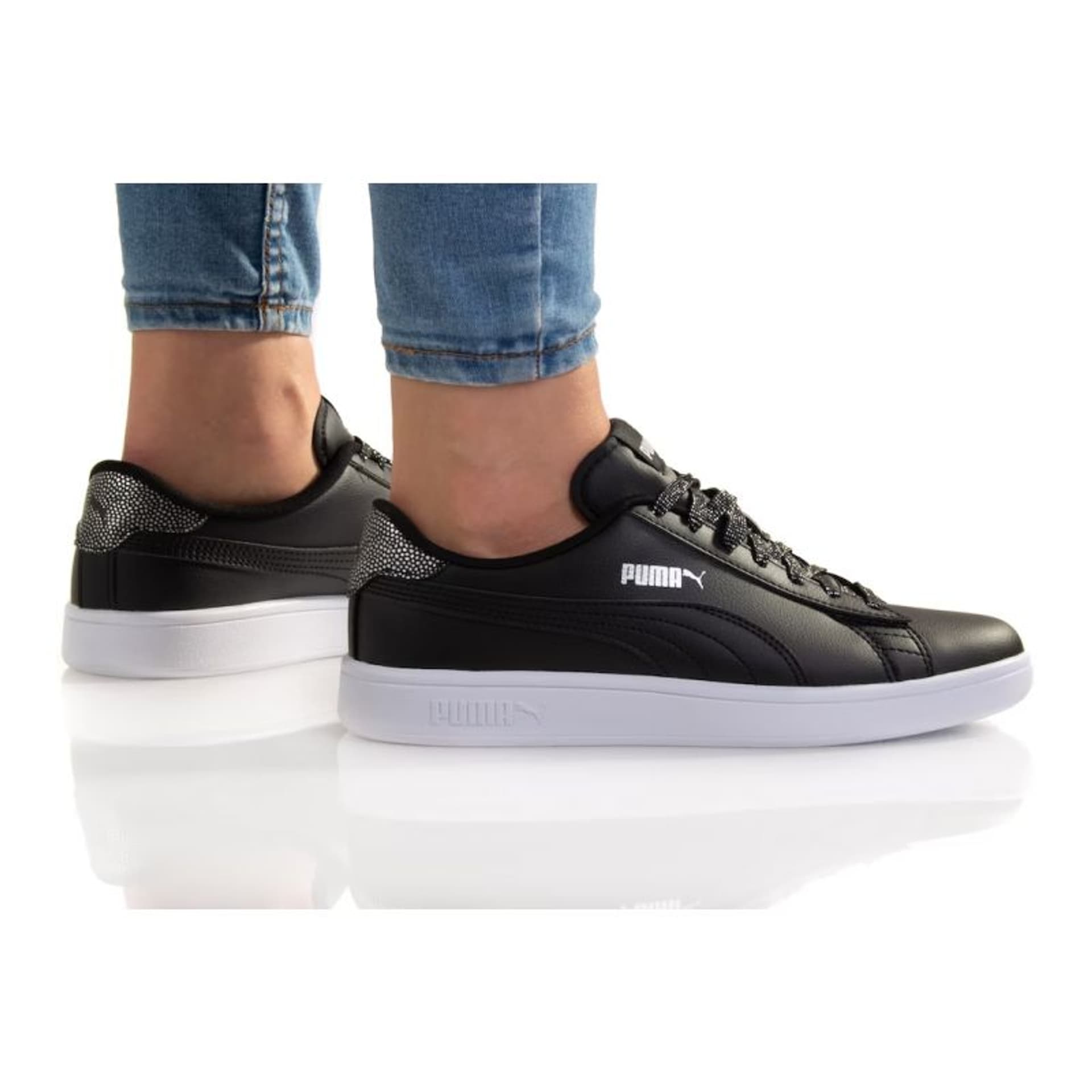 

Buty Puma Smash V2 Metallics Jr 386197 (kolor Czarny, rozmiar 38.5)