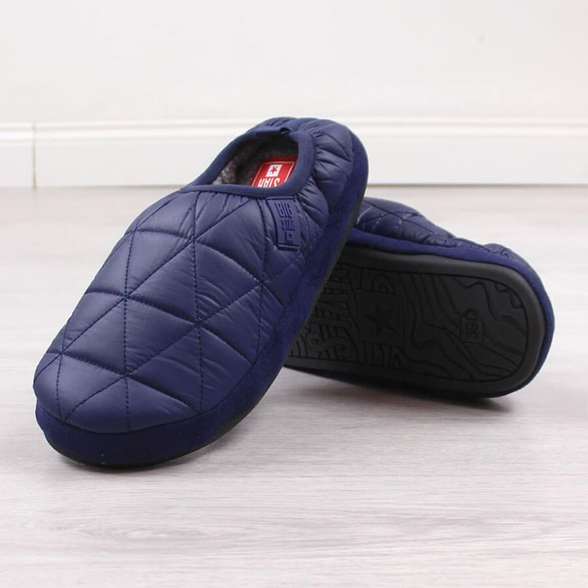 

Kapcie Big Star KK274605 (kolor Granatowy, rozmiar 36)
