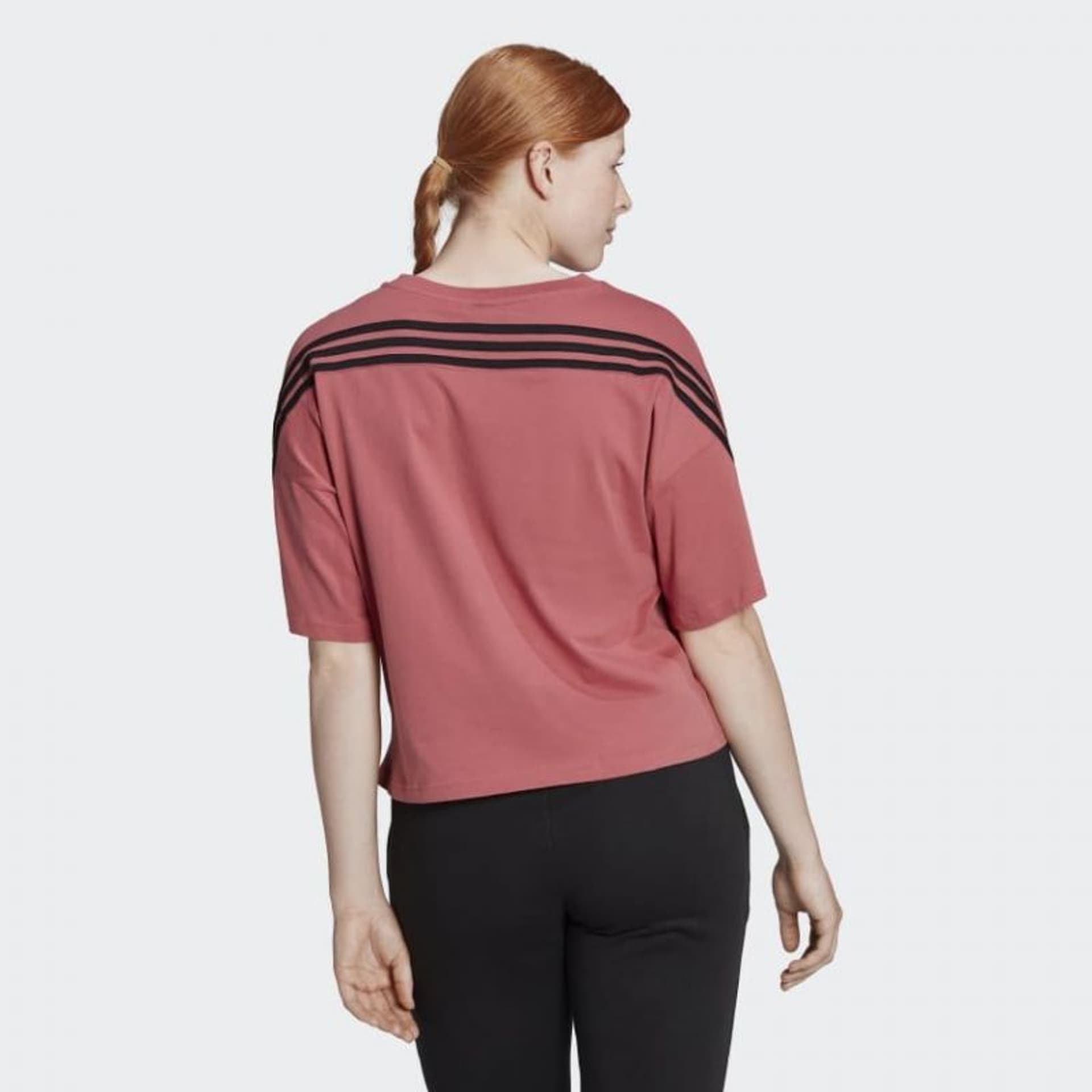 

Koszulka adidas Sportswear Future Icons 3-Stripes Tee W (kolor Czerwony, rozmiar XS)