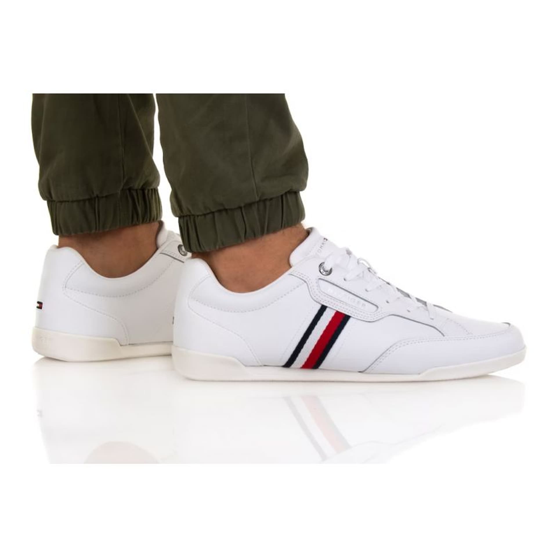 

Buty Tommy Hilfiger Classic Lo Cupsole Leather M FM0FM04277 (kolor Biały, rozmiar 43)