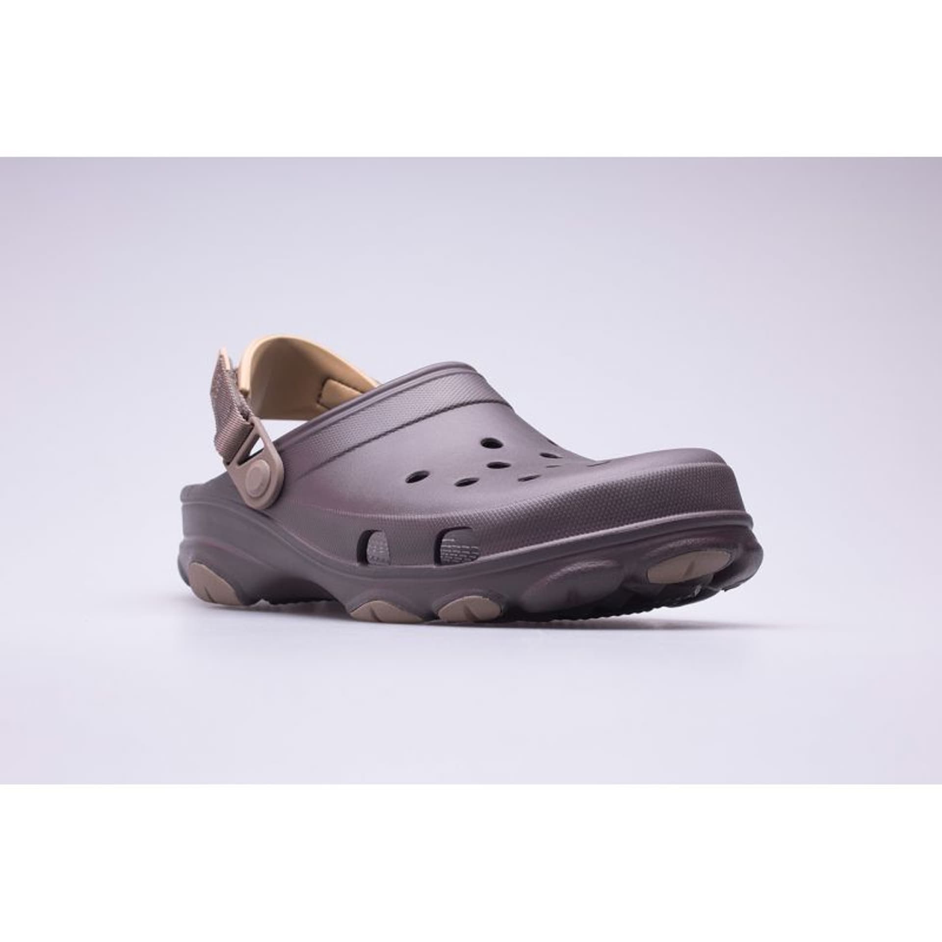 

Klapki Crocs Classic All Terrain Clog M 206340 (kolor Brązowy)