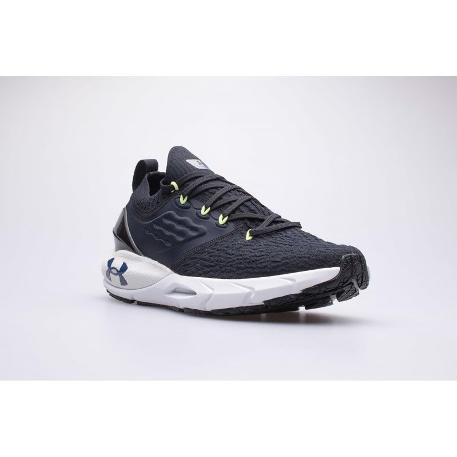 

Buty Under Armour Phantom 2 M 3024729 (kolor Czarny)