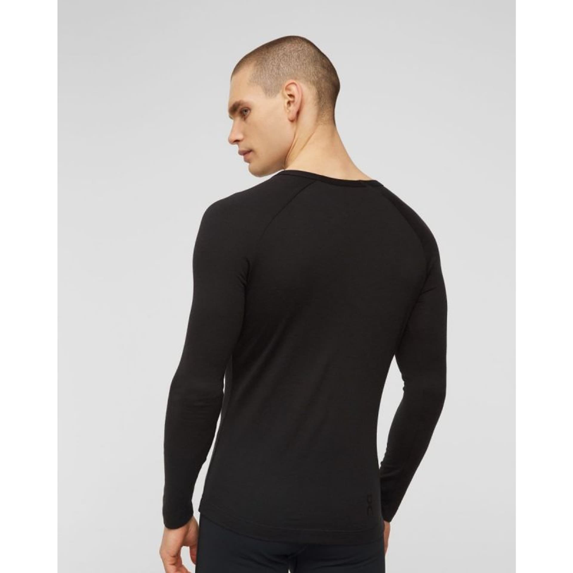 

Koszulka On Running Merino Long-T M (kolor Czarny, rozmiar L)