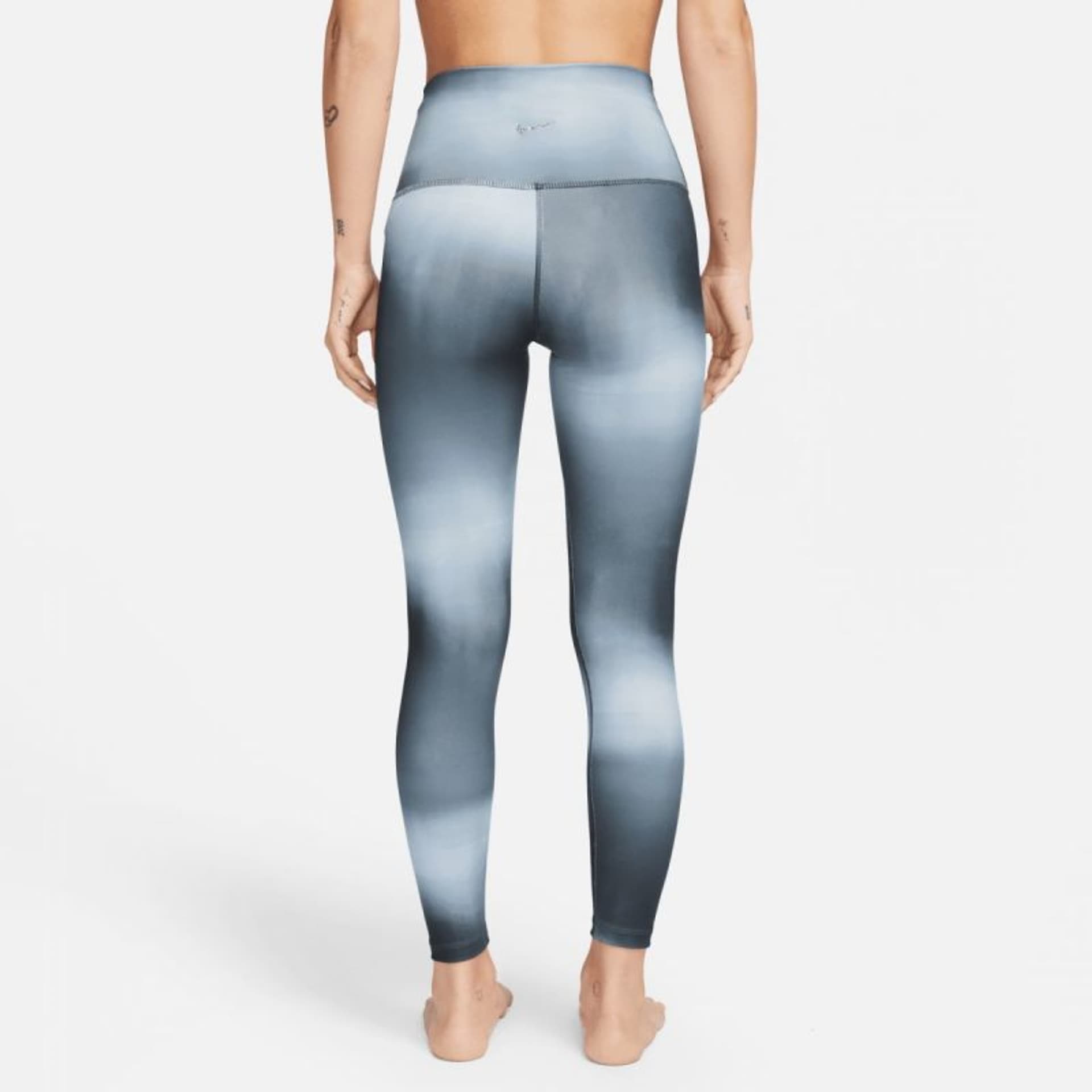 

Legginsy Nike Yoga W DV9161 (kolor Szary/Srebrny, rozmiar S)