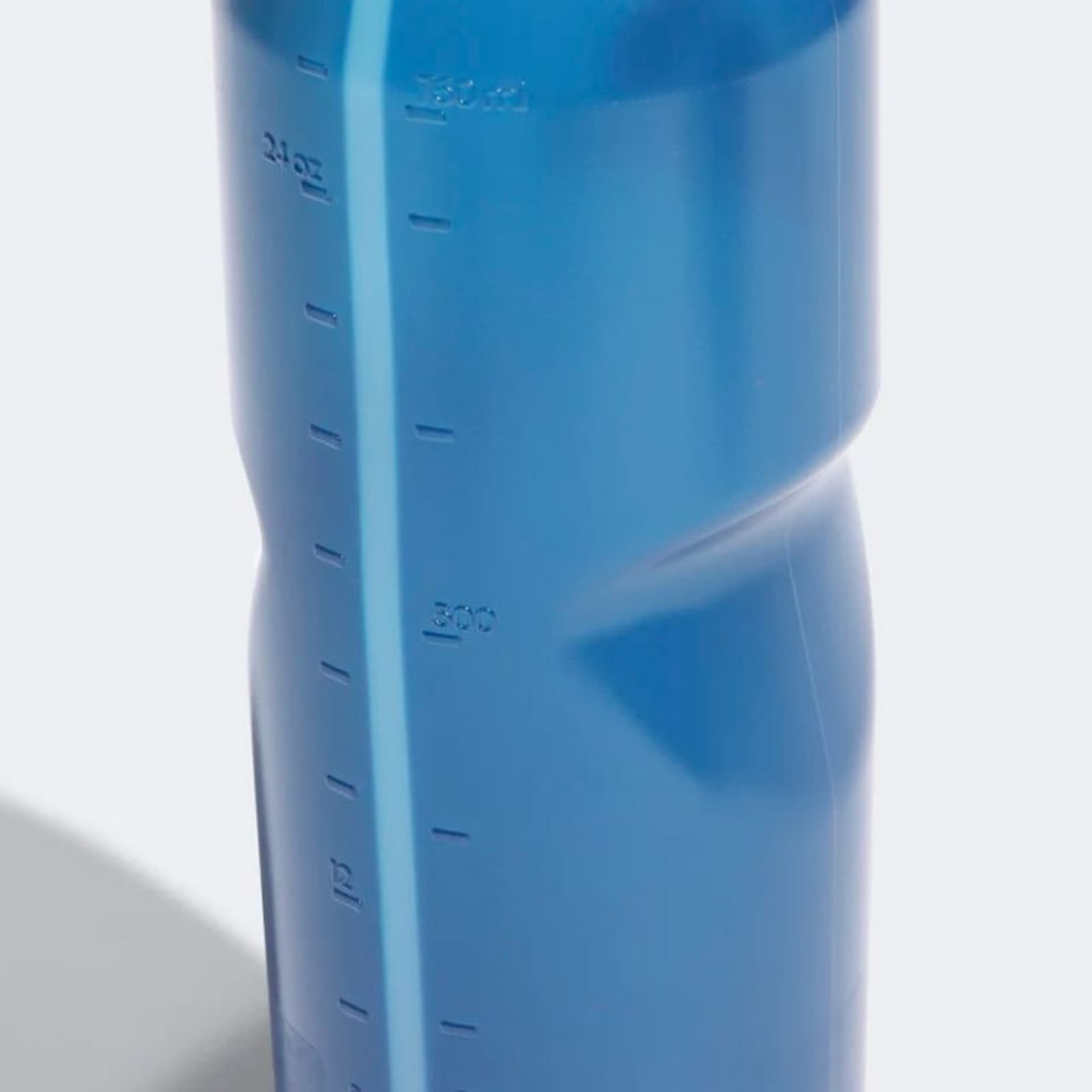 

Bidon adidas Perf Bottl (kolor Niebieski)