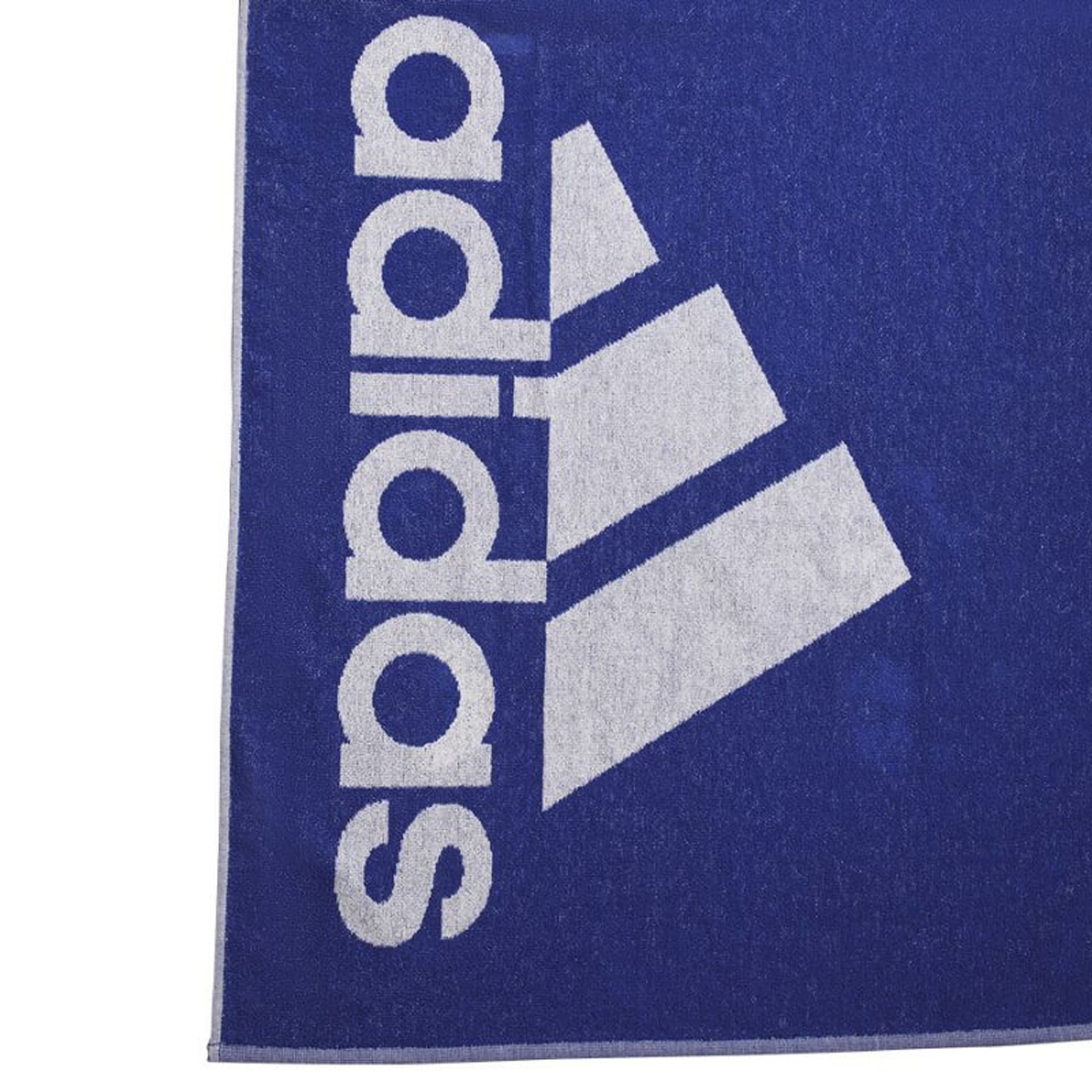 

Ręcznik adidas Towel (kolor Niebieski)