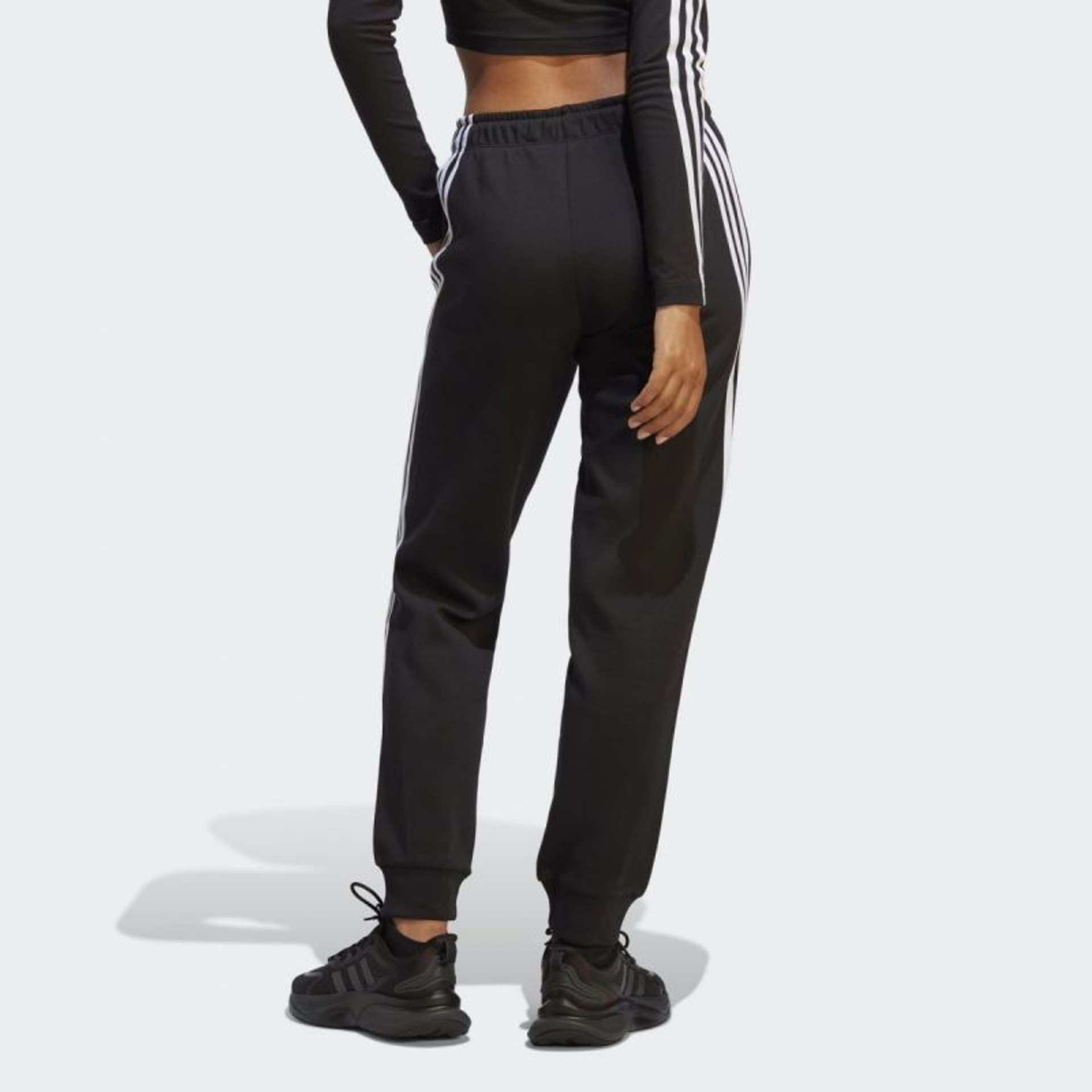 

Spodnie adidas Future Icons 3-Stripes Regular Pants W (kolor Czarny, rozmiar M)