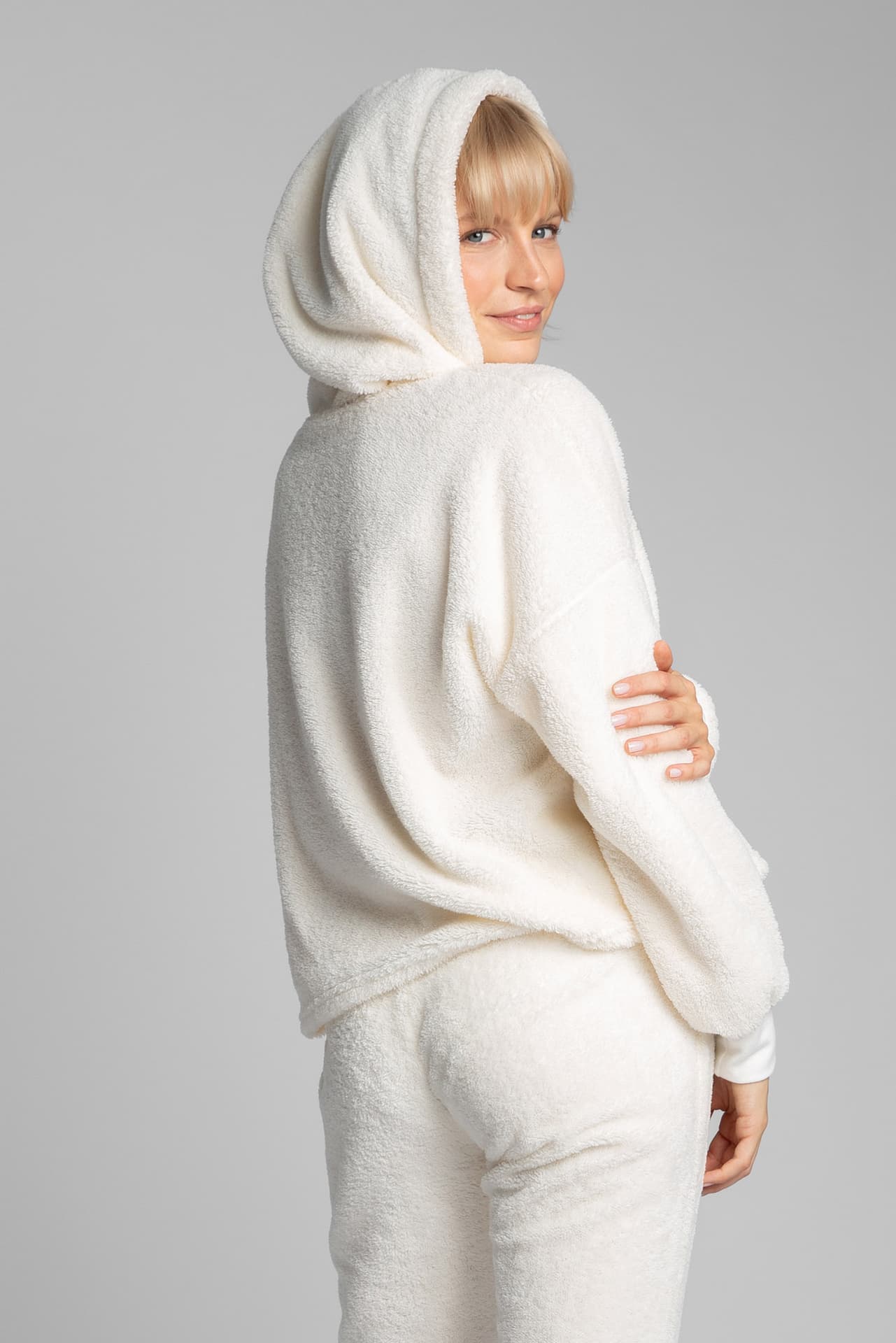 

LA003 Pluszowa bluza z kapturem - ecru (kolor ecru, rozmiar 2XL/3XL)