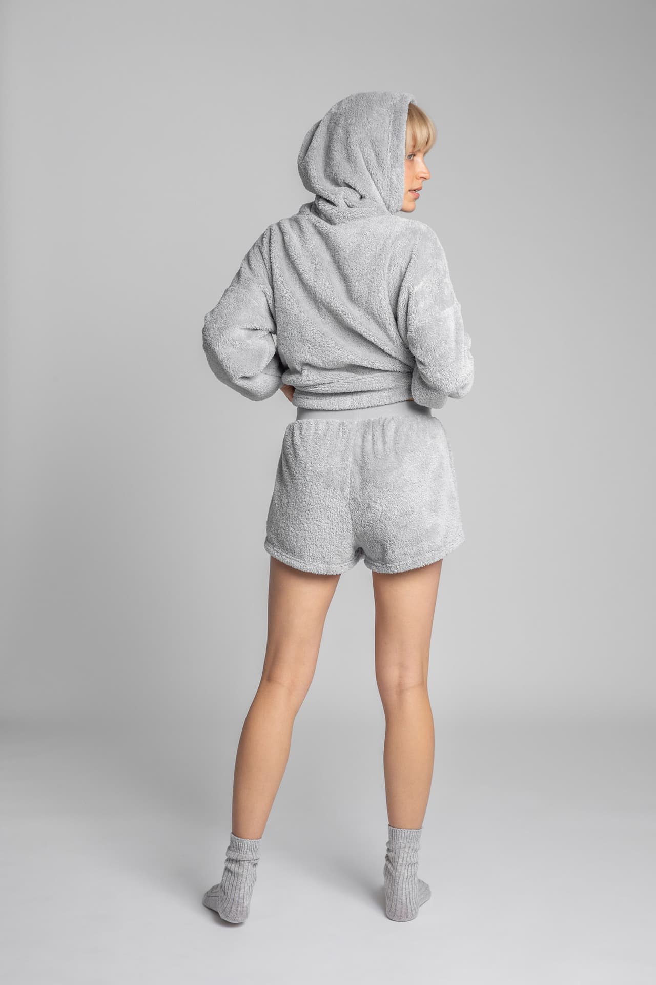 

LA005 Pluszowe szorty - popielaty (kolor jasny szary, rozmiar XXL)