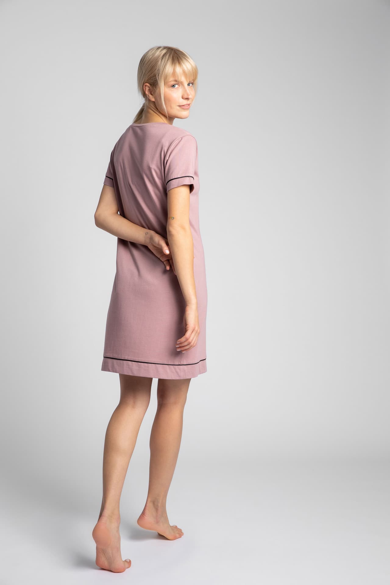 

LA021 Bawełniana koszula nocna - wrzosowy (kolor wrzos, rozmiar XL)