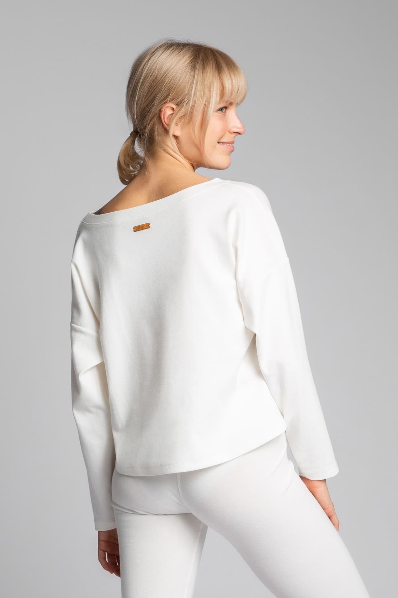 

LA037 Bawełniana bluza z dzianiny prążkowanej - ecru (kolor ecru, rozmiar L/XL)