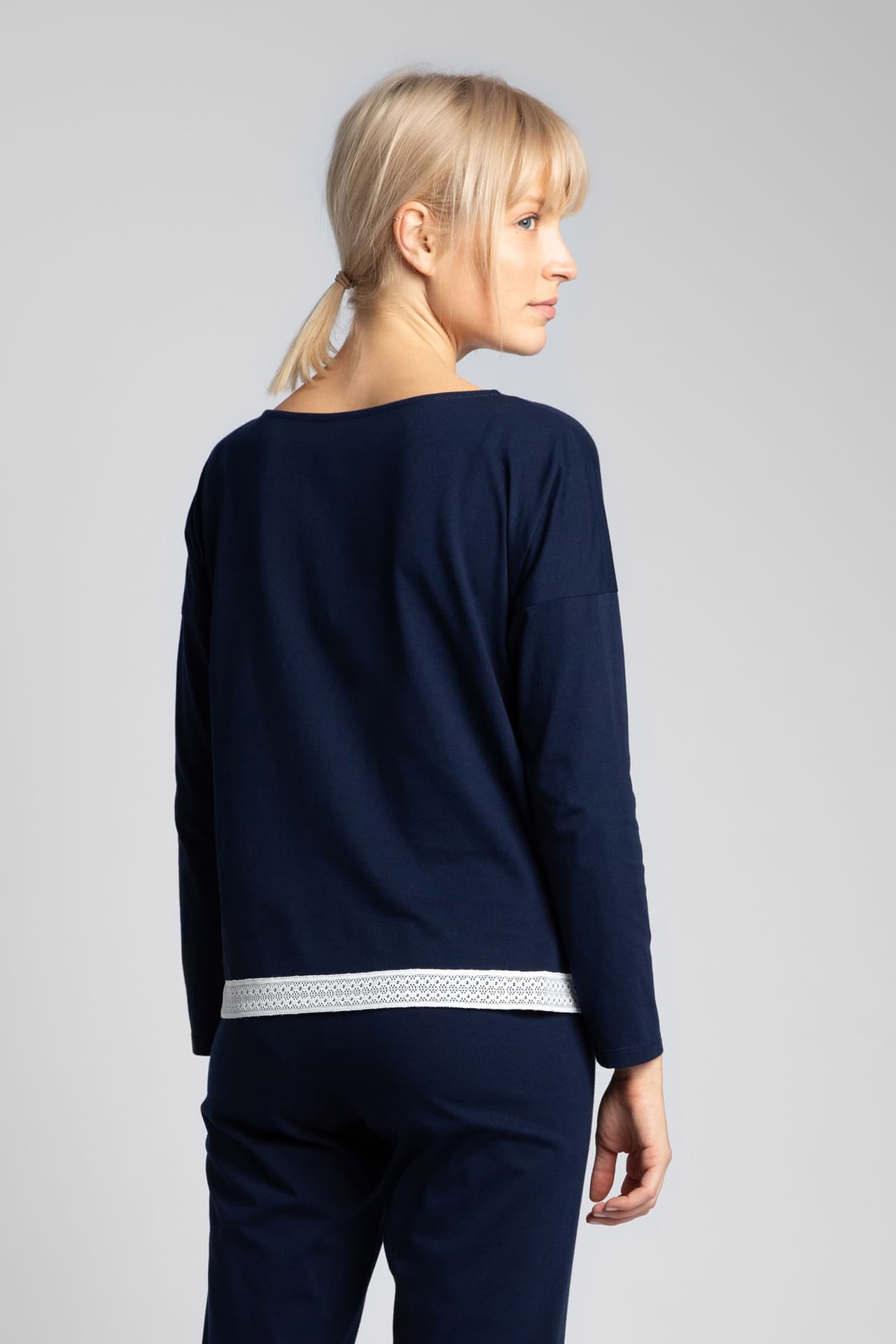 

LA040 Bluzka od piżamy z koronkowym brzegiem - granatowy (kolor granat, rozmiar 2XL/3XL)