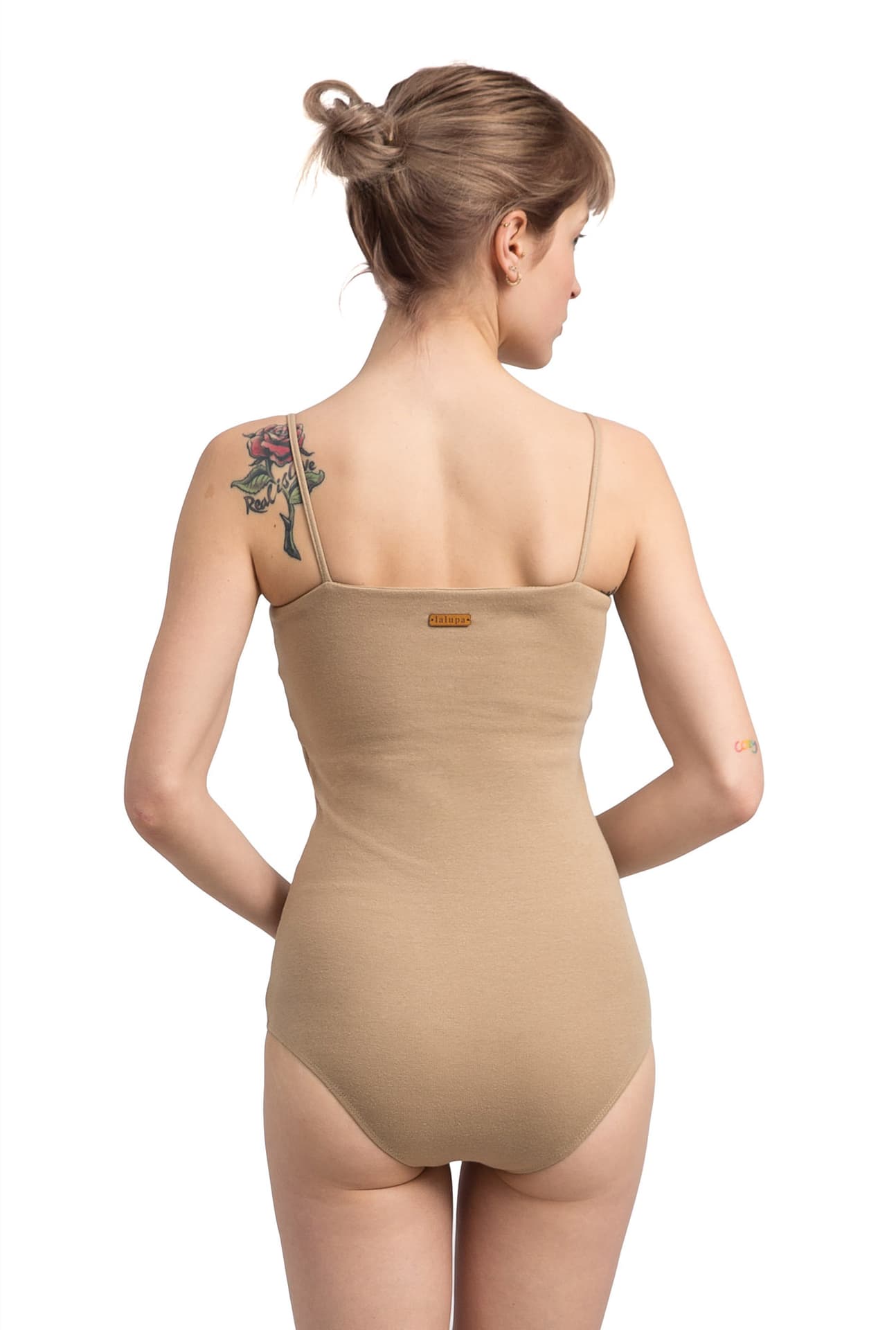 

LA063 Body na cienkich ramiączkach - cappuccino (kolor Cappucino, rozmiar XXL)