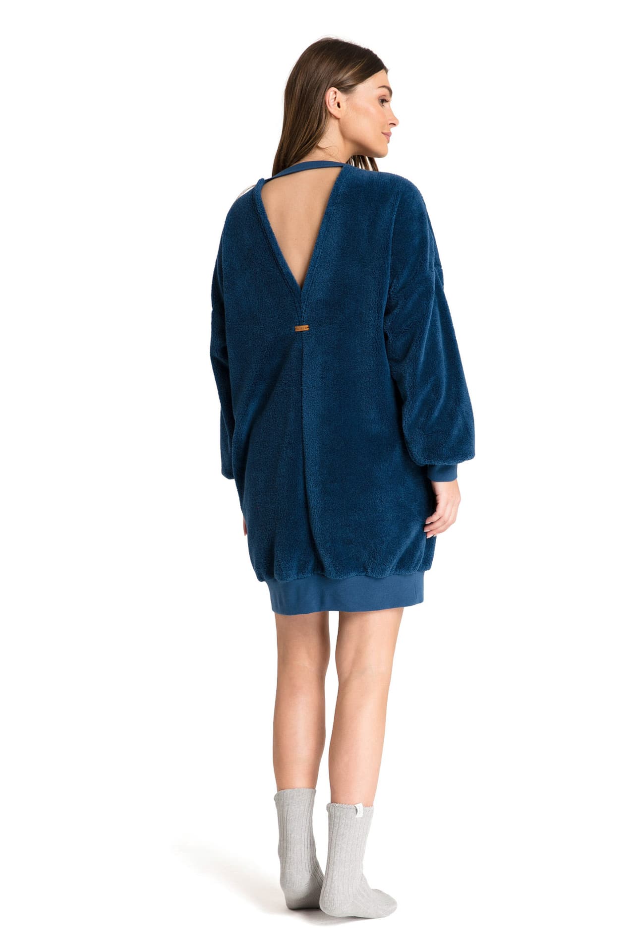 

LA082 Pluszowa tunika z dekoltem - granatowa (kolor granat, rozmiar 2XL/3XL)