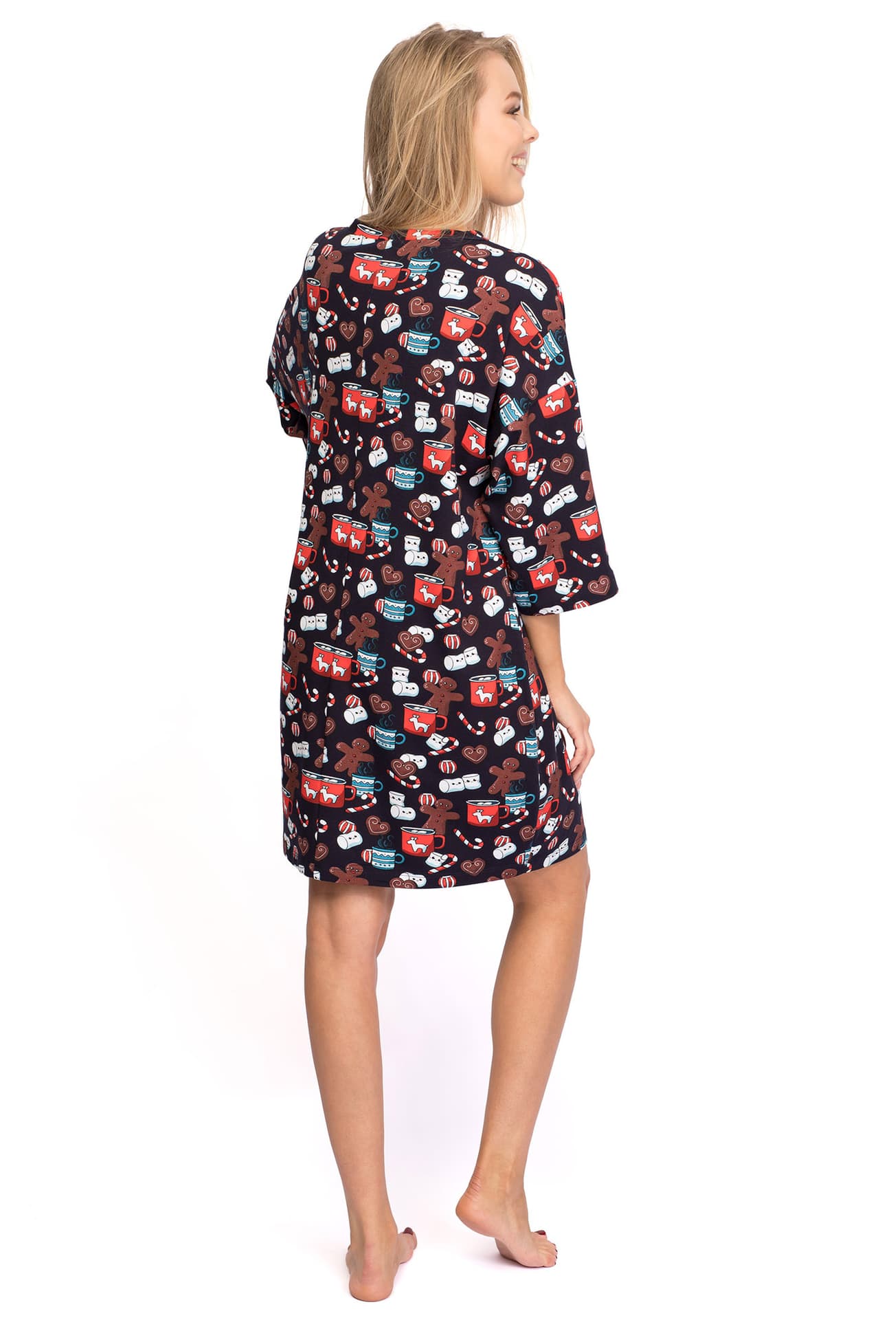 

LA095 Koszula nocna z motywem zimowym - model 1 (kolor jak na zdjęciu, rozmiar 2XL/3XL)