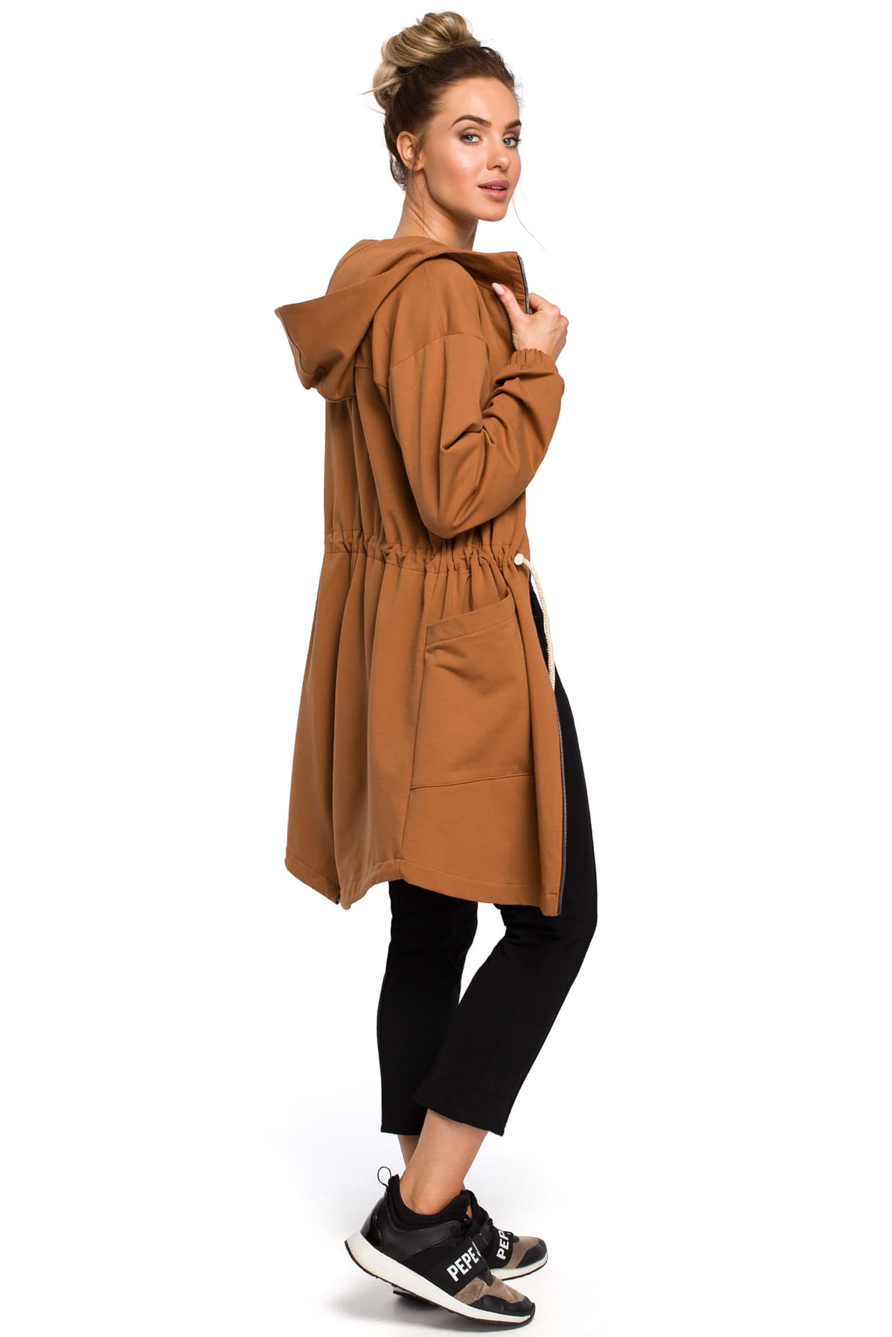 

M416 Długa bluza z kapturem - karmel (kolor karmel, rozmiar L/XL)