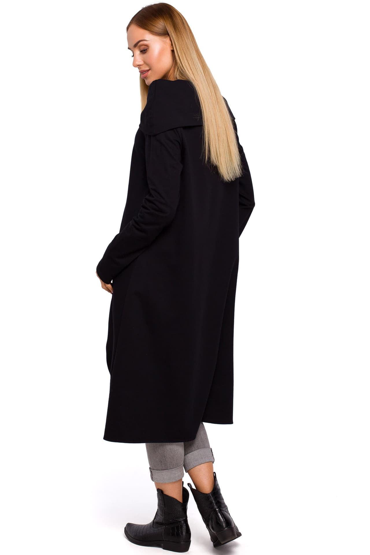 

M477 Tunika z szerokim kołnierzem - czarny (kolor czarny, rozmiar 2XL/3XL)
